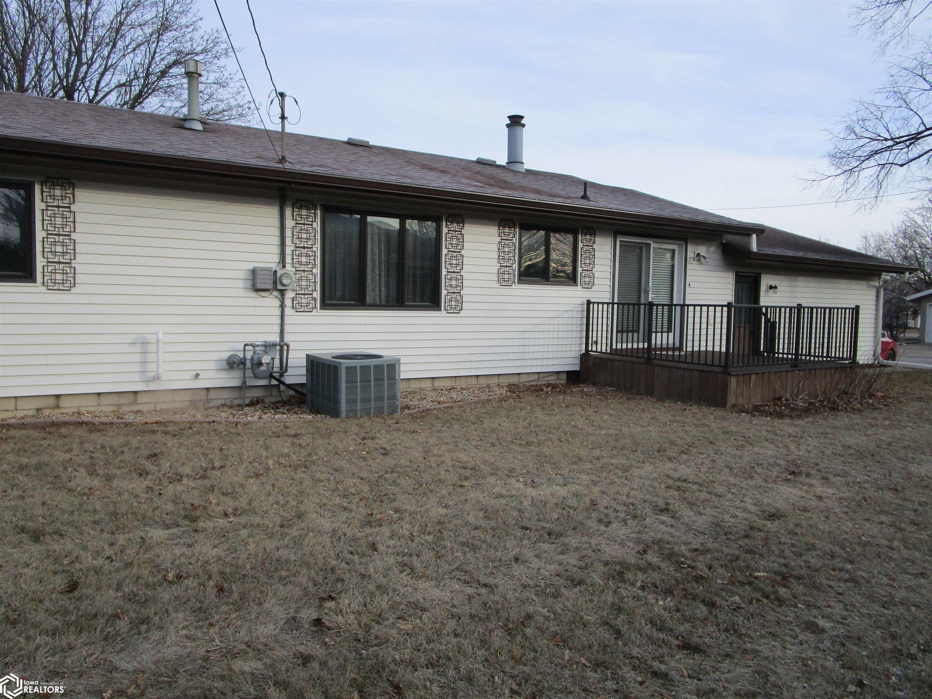 2503 Sunset, Iowa Falls, Iowa image 2
