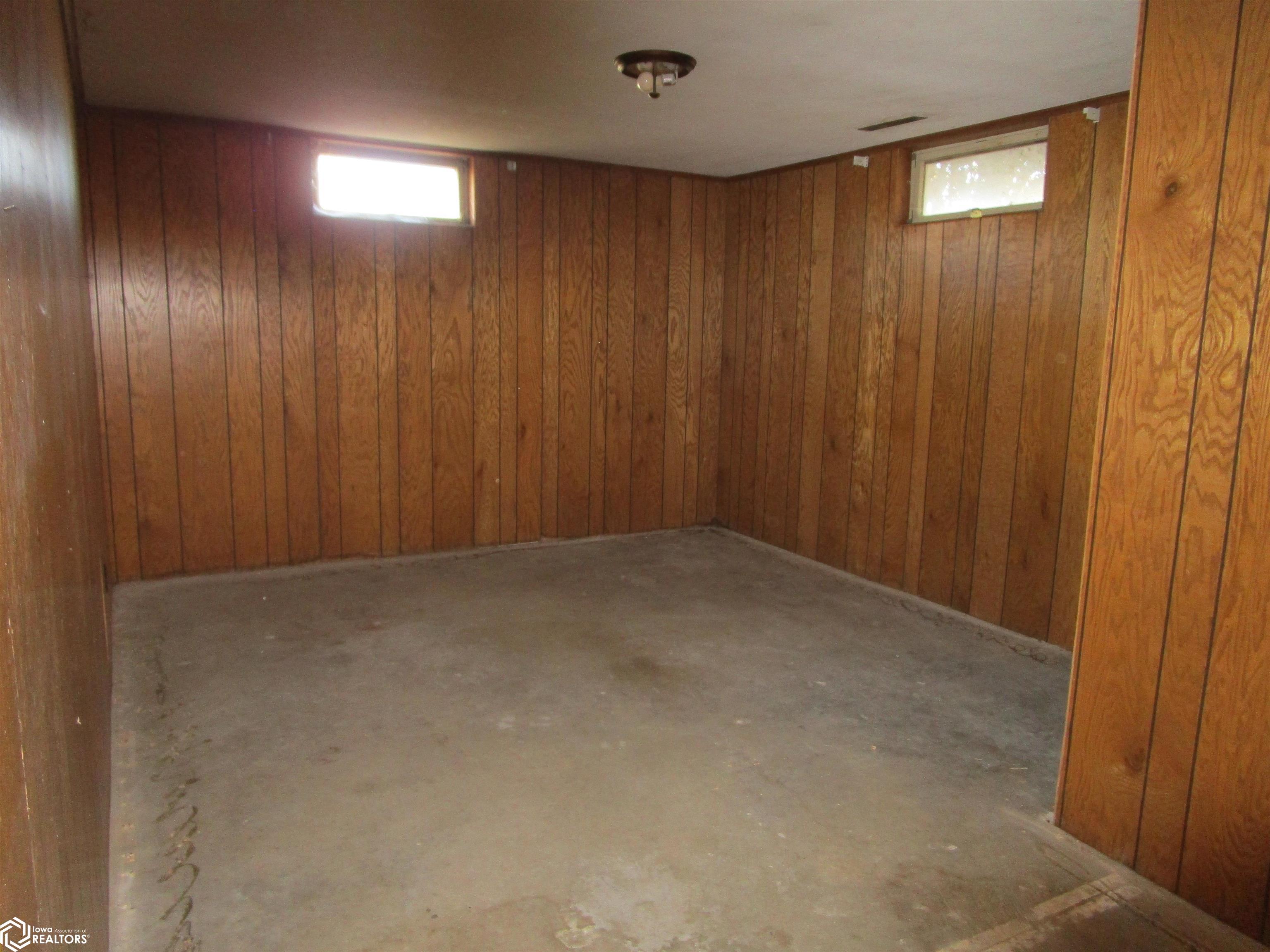 2503 Sunset, Iowa Falls, Iowa image 24