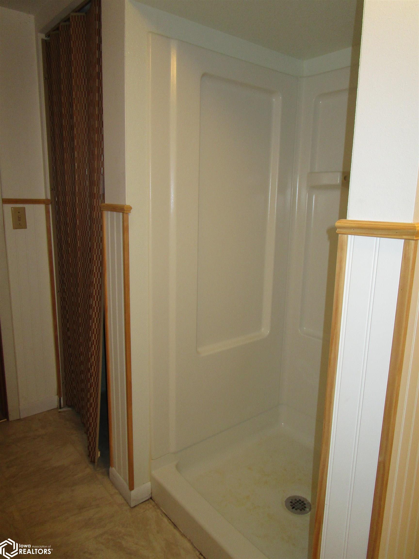 2503 Sunset, Iowa Falls, Iowa image 32