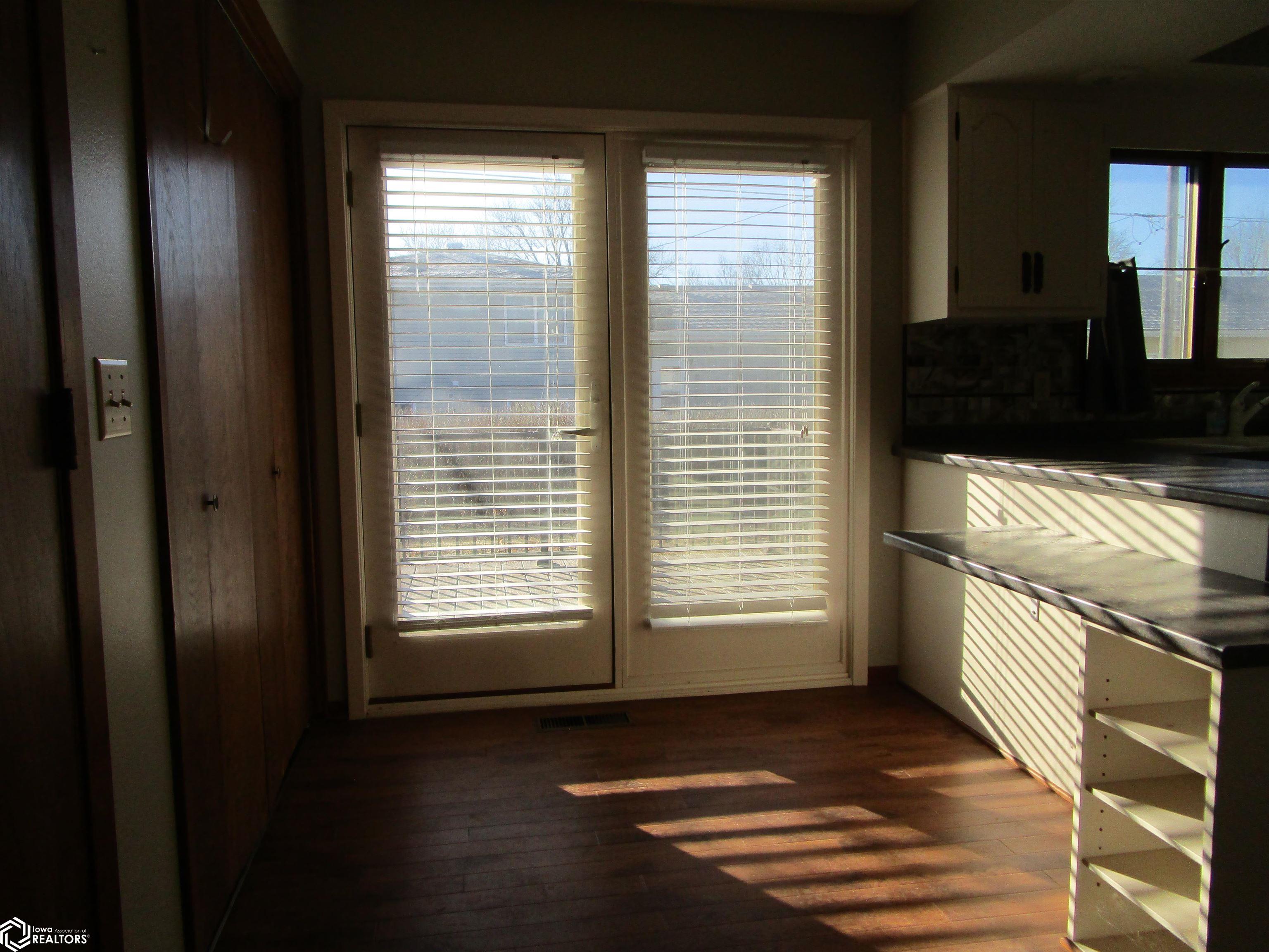 2503 Sunset, Iowa Falls, Iowa image 7