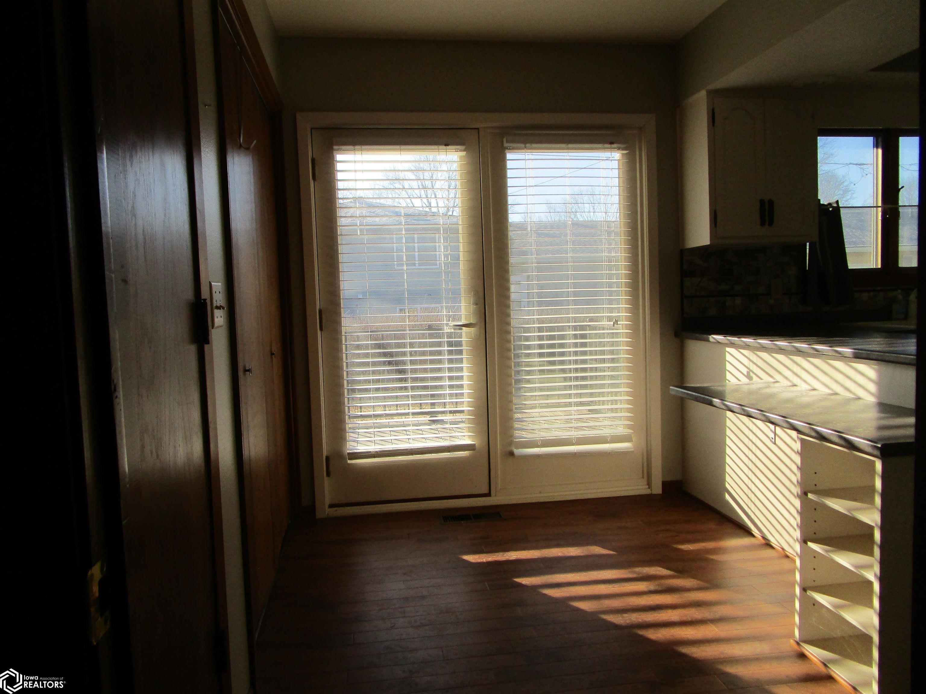 2503 Sunset, Iowa Falls, Iowa image 8