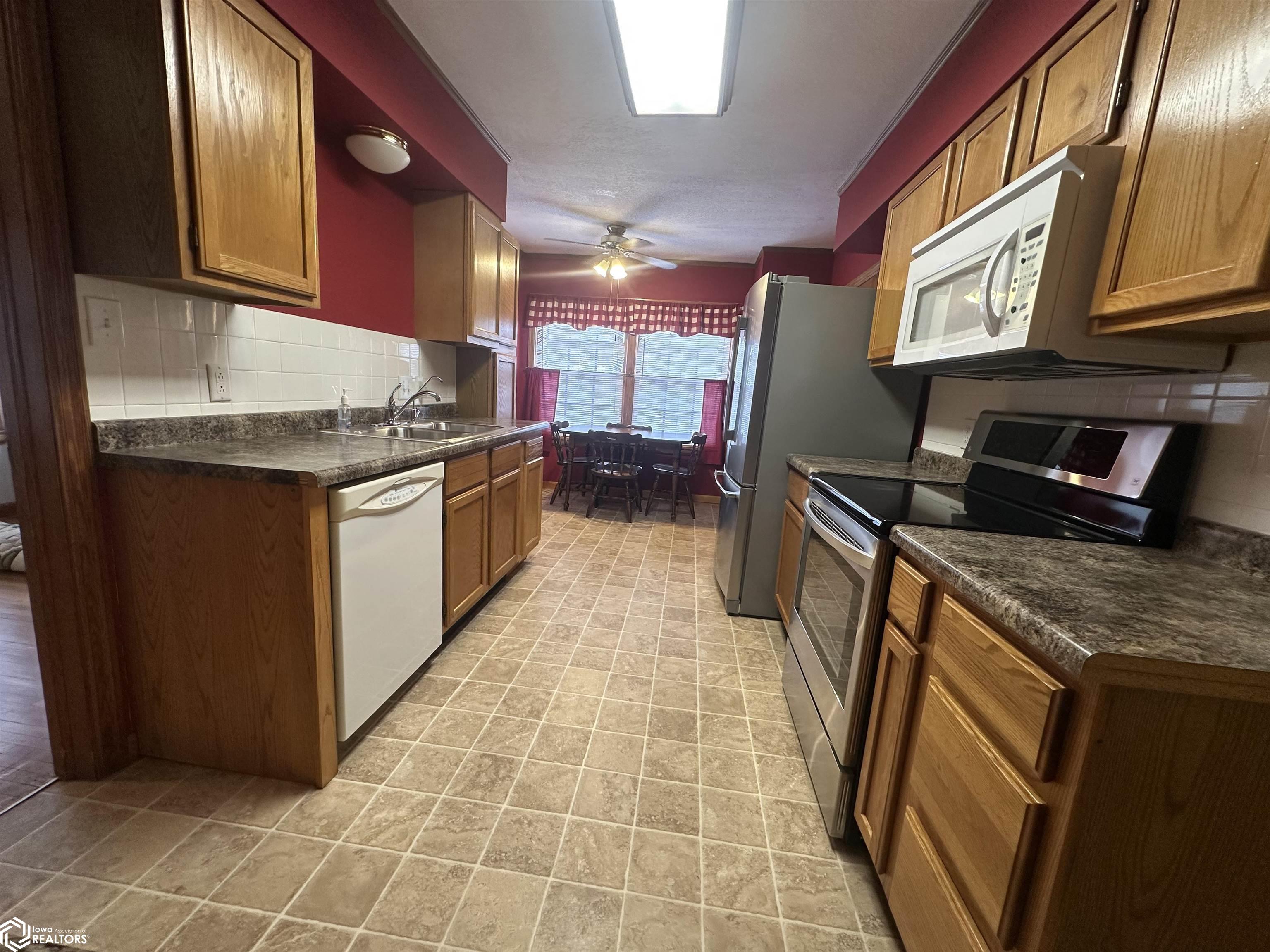1903 Putnam Street, Unionville, Missouri image 14