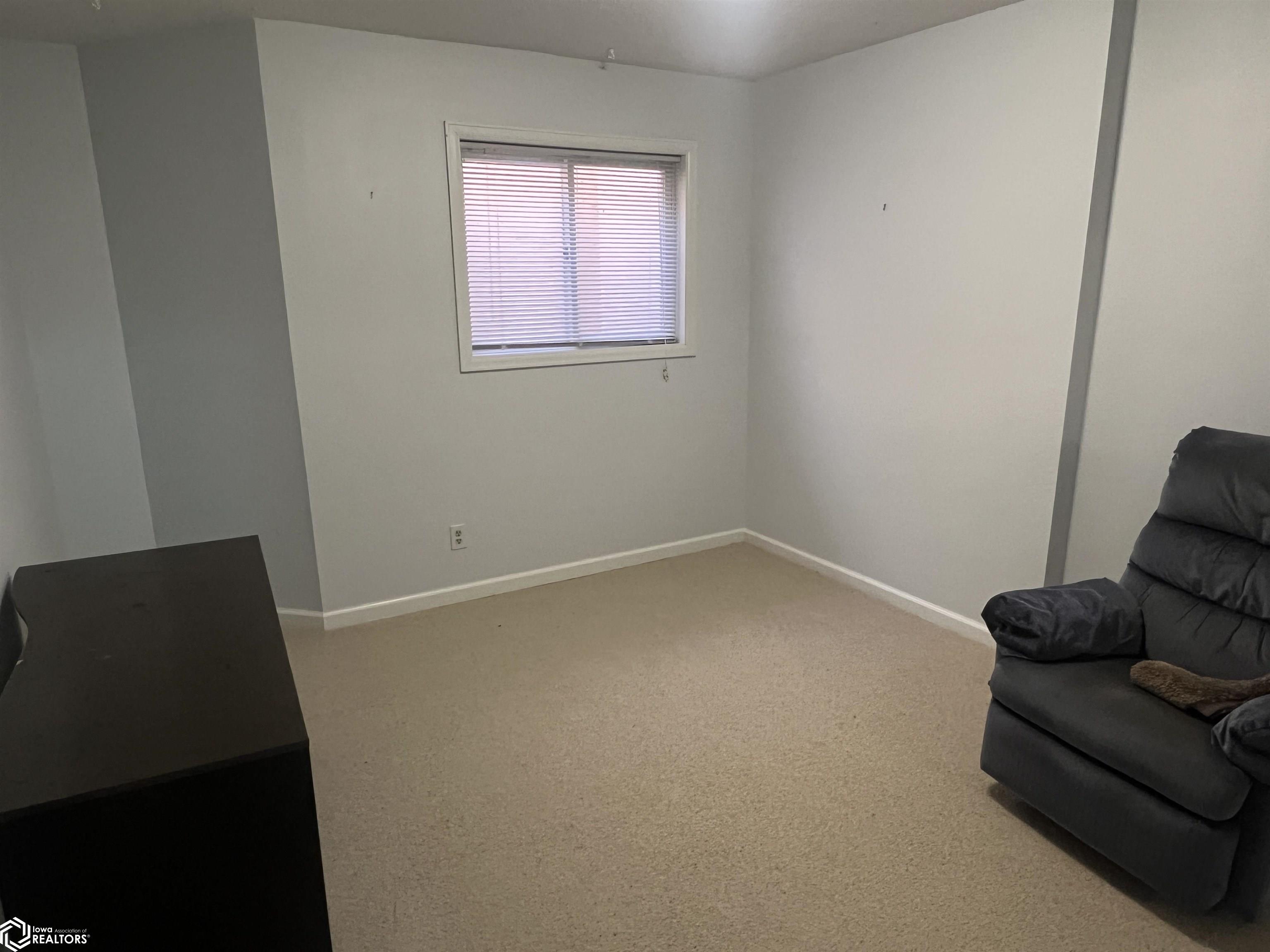 701 E Lowe Avenue #211, Fairfield, Iowa image 27