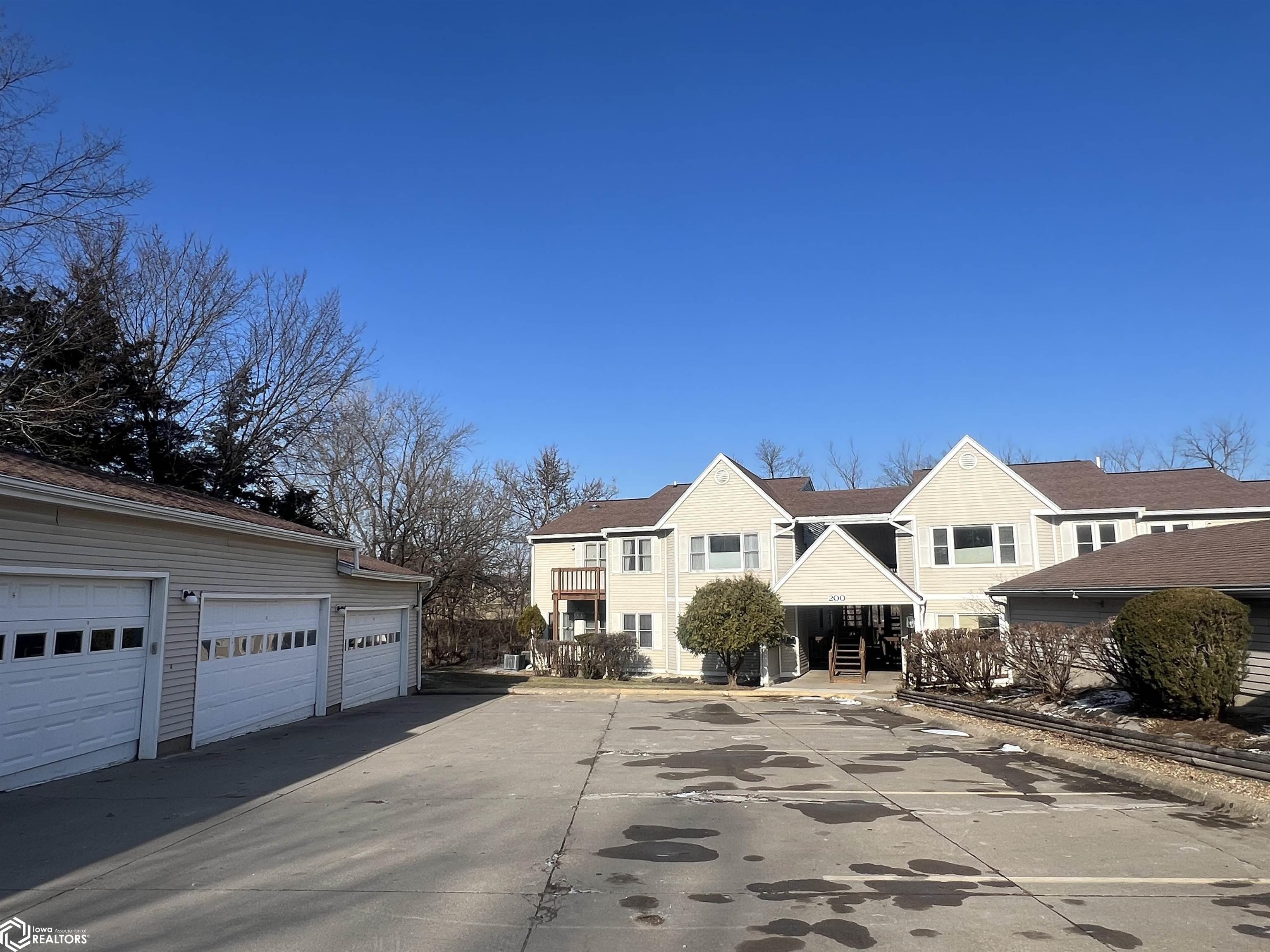 701 E Lowe Avenue #211, Fairfield, Iowa image 30
