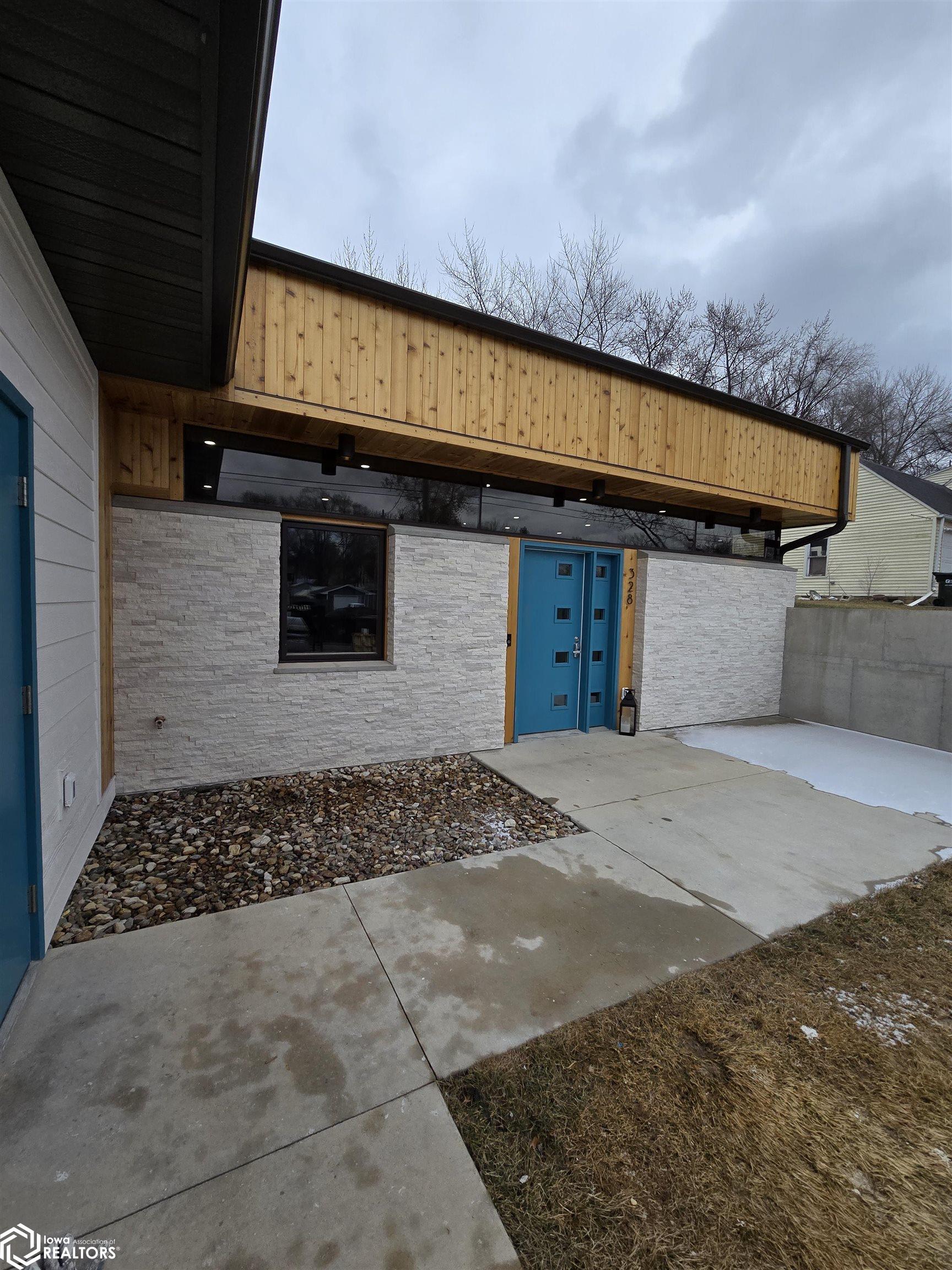 328 N 6th Street, Oskaloosa, Iowa image 3
