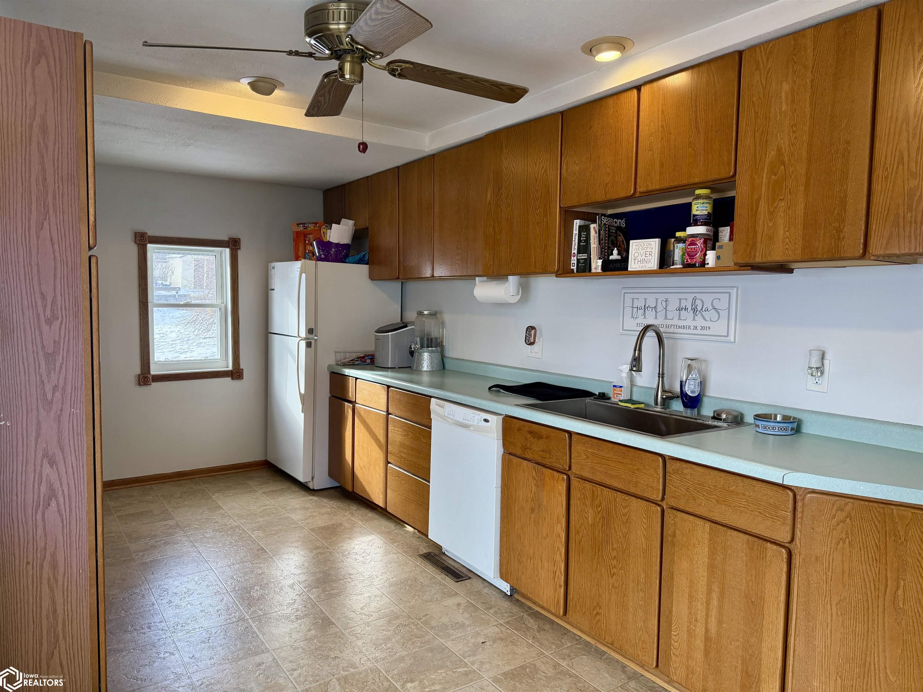 58 Sue Street, Manning, Iowa image 12