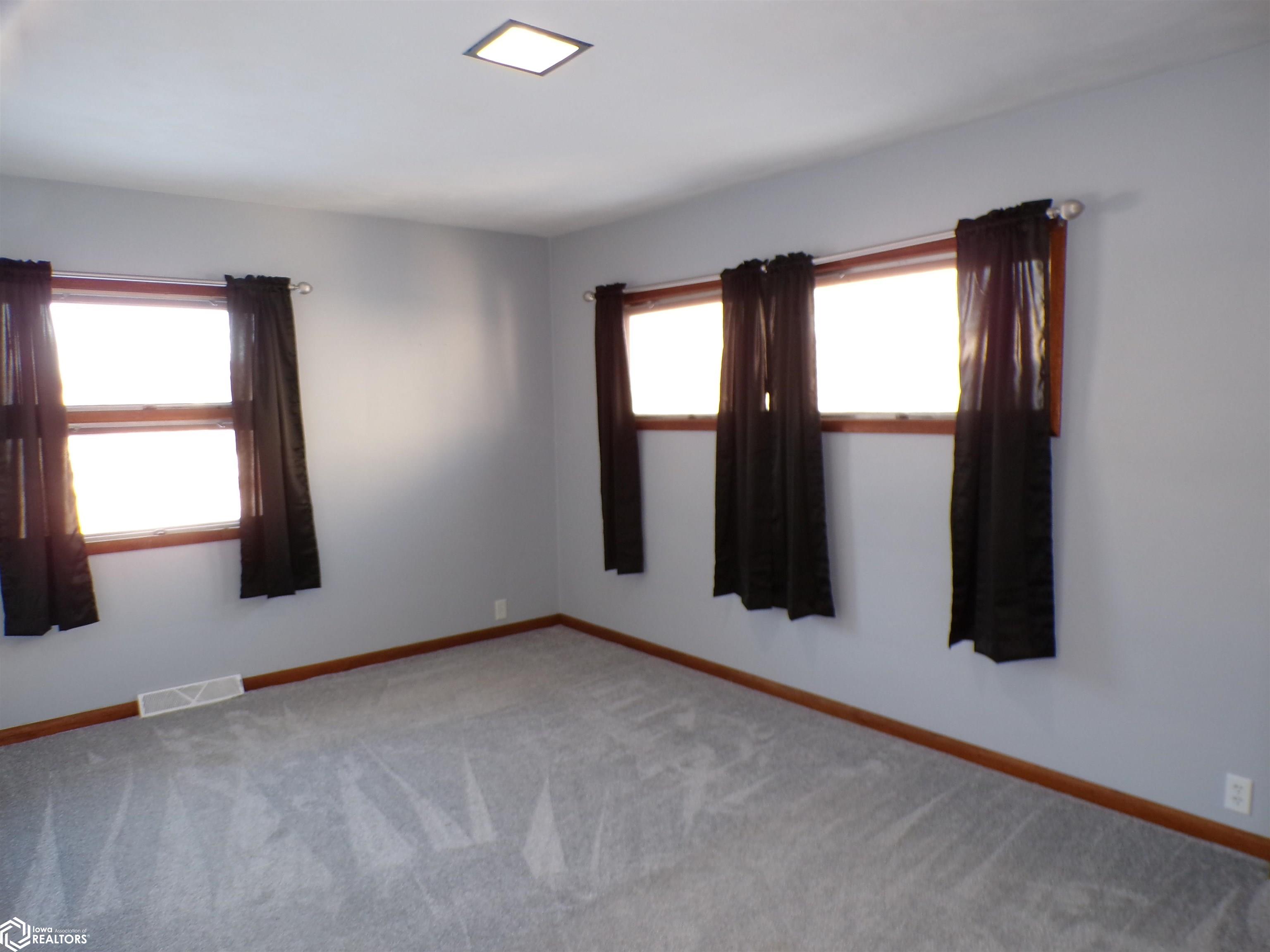 111 N 22nd Street, Marshalltown, Iowa image 15