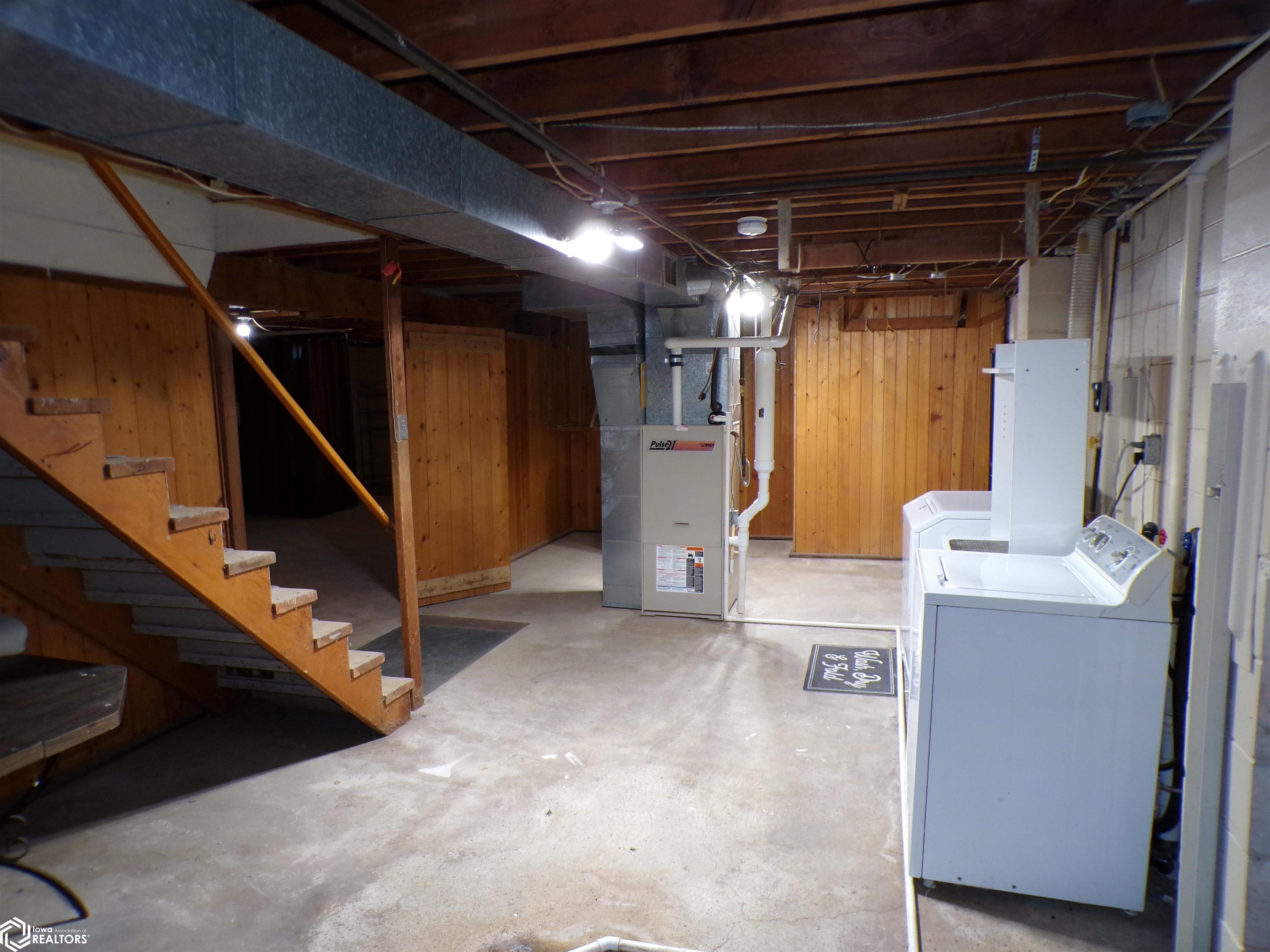 111 N 22nd Street, Marshalltown, Iowa image 23