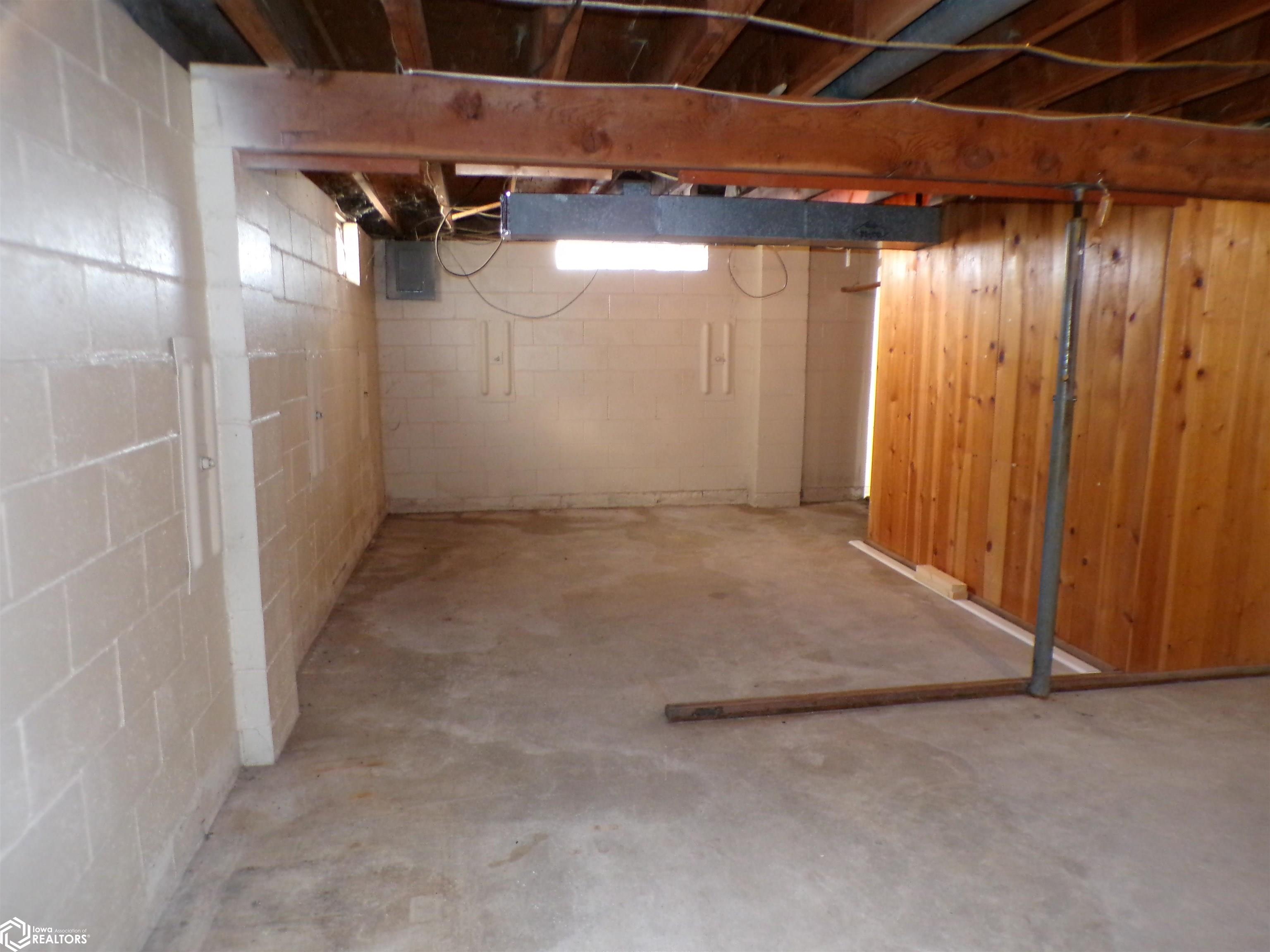 111 N 22nd Street, Marshalltown, Iowa image 24
