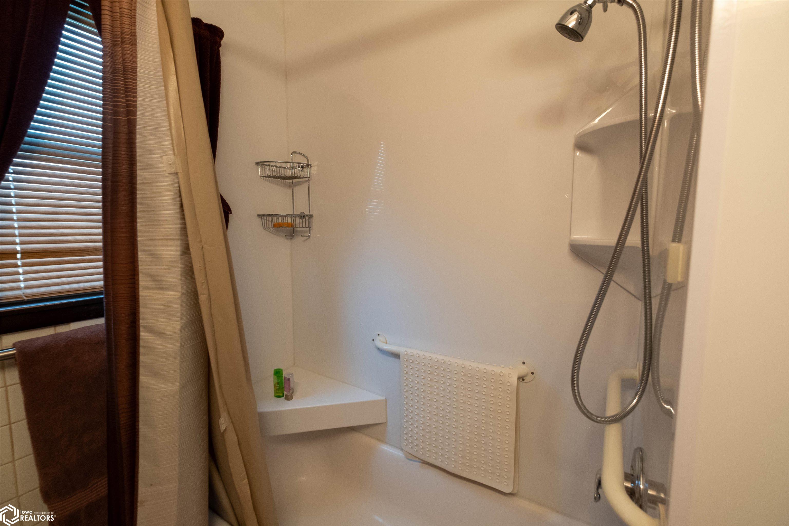 2609 Ridge Road, Marshalltown, Iowa image 15