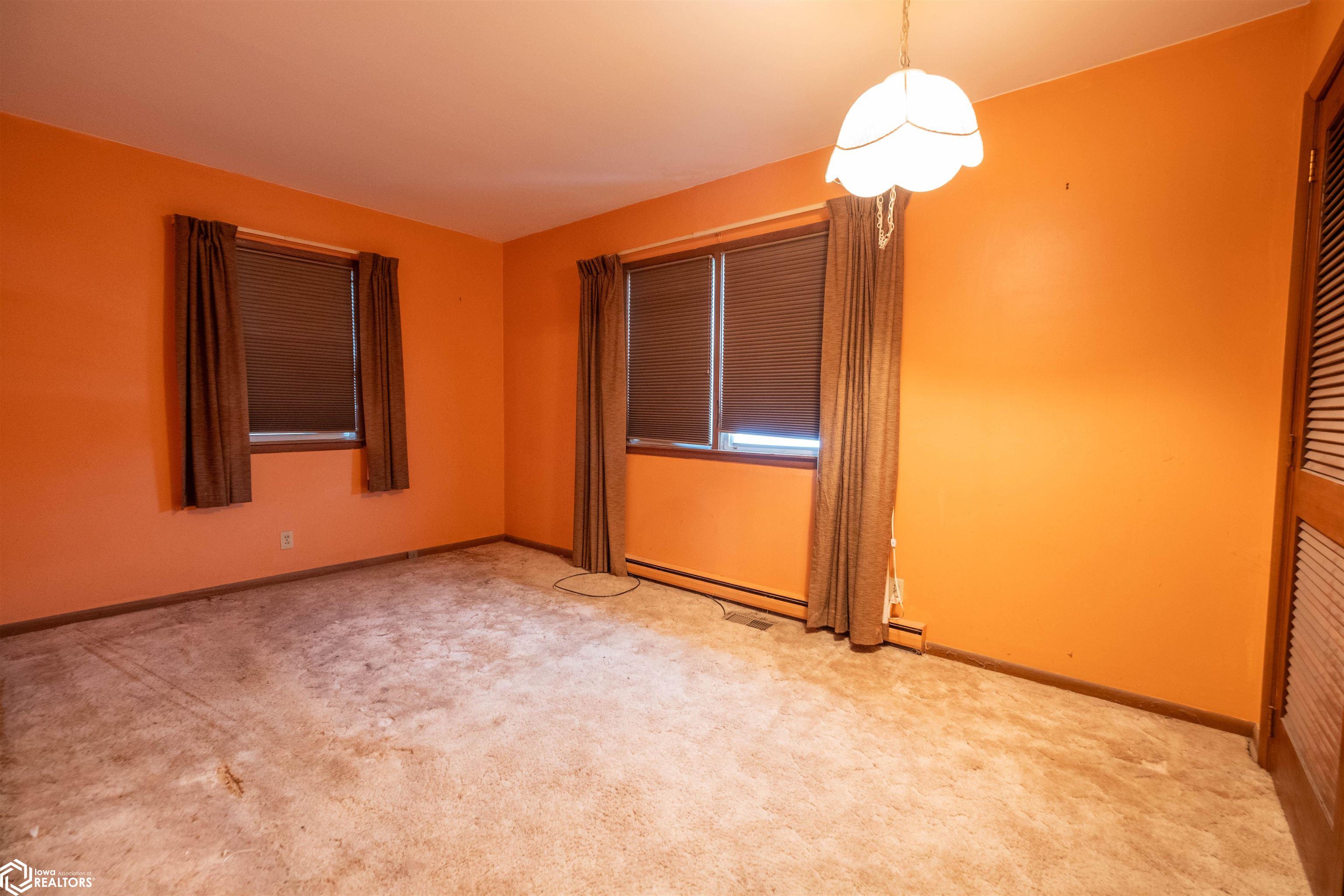 2609 Ridge Road, Marshalltown, Iowa image 17