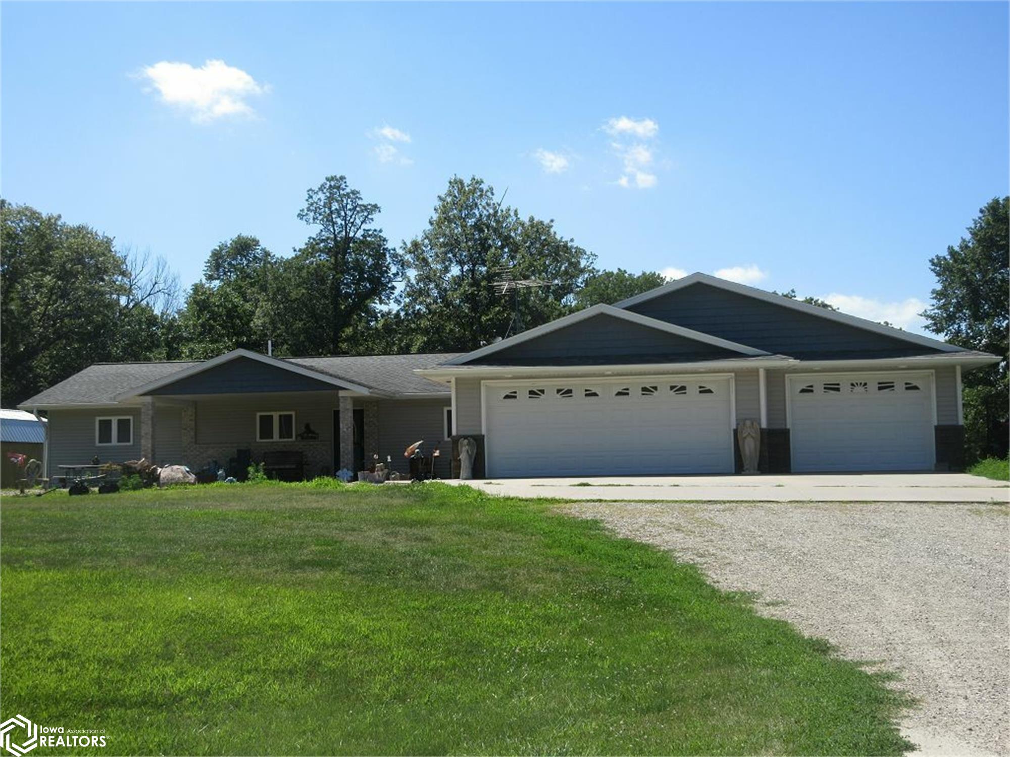3300 V18 Road, Brooklyn, Iowa image 1