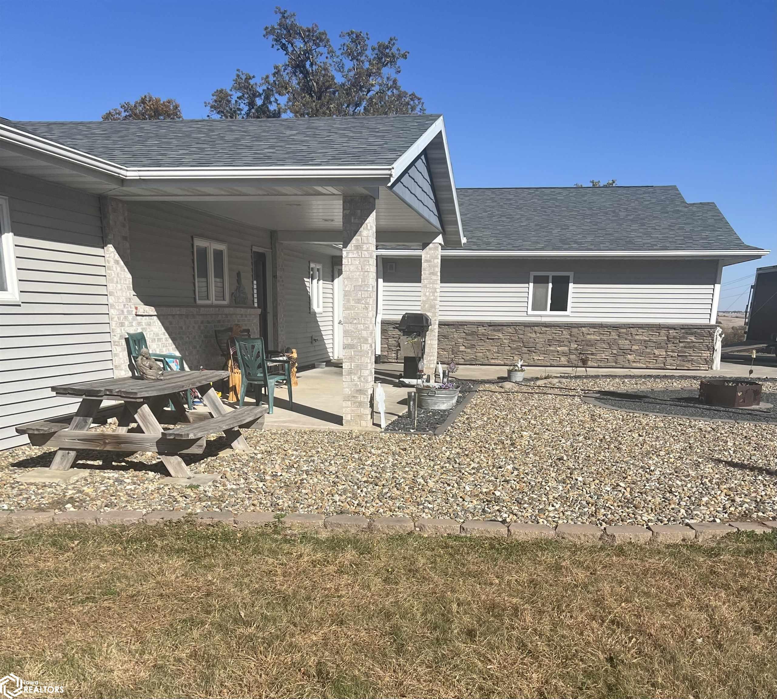 3300 V18 Road, Brooklyn, Iowa image 2