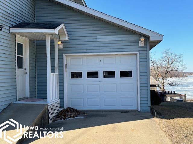 111 Knox Street, Oquawka, Illinois image 3