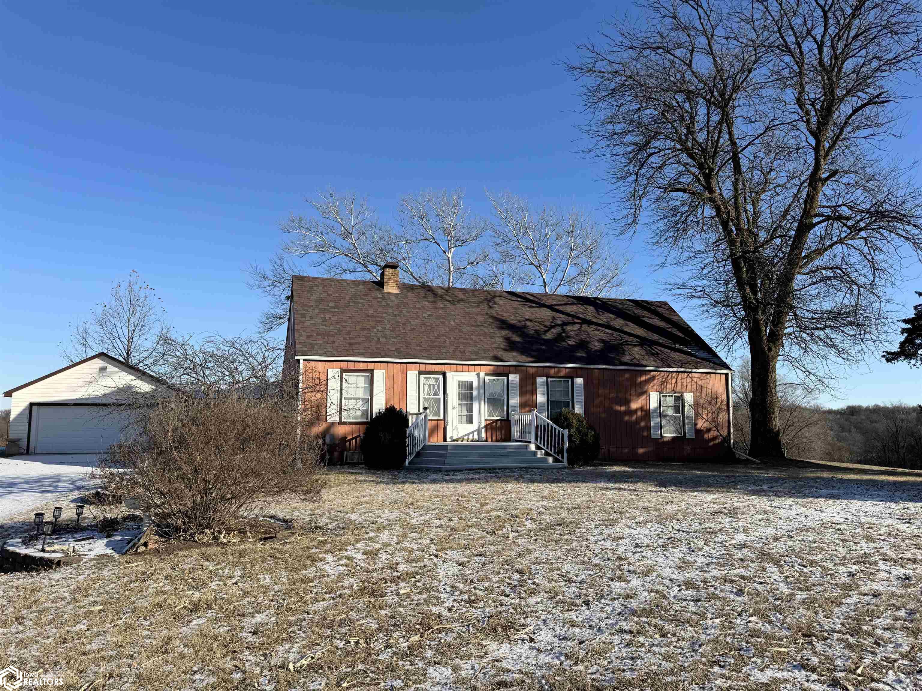 2550 Inkpaduta Avenue, Webster City, Iowa image 2