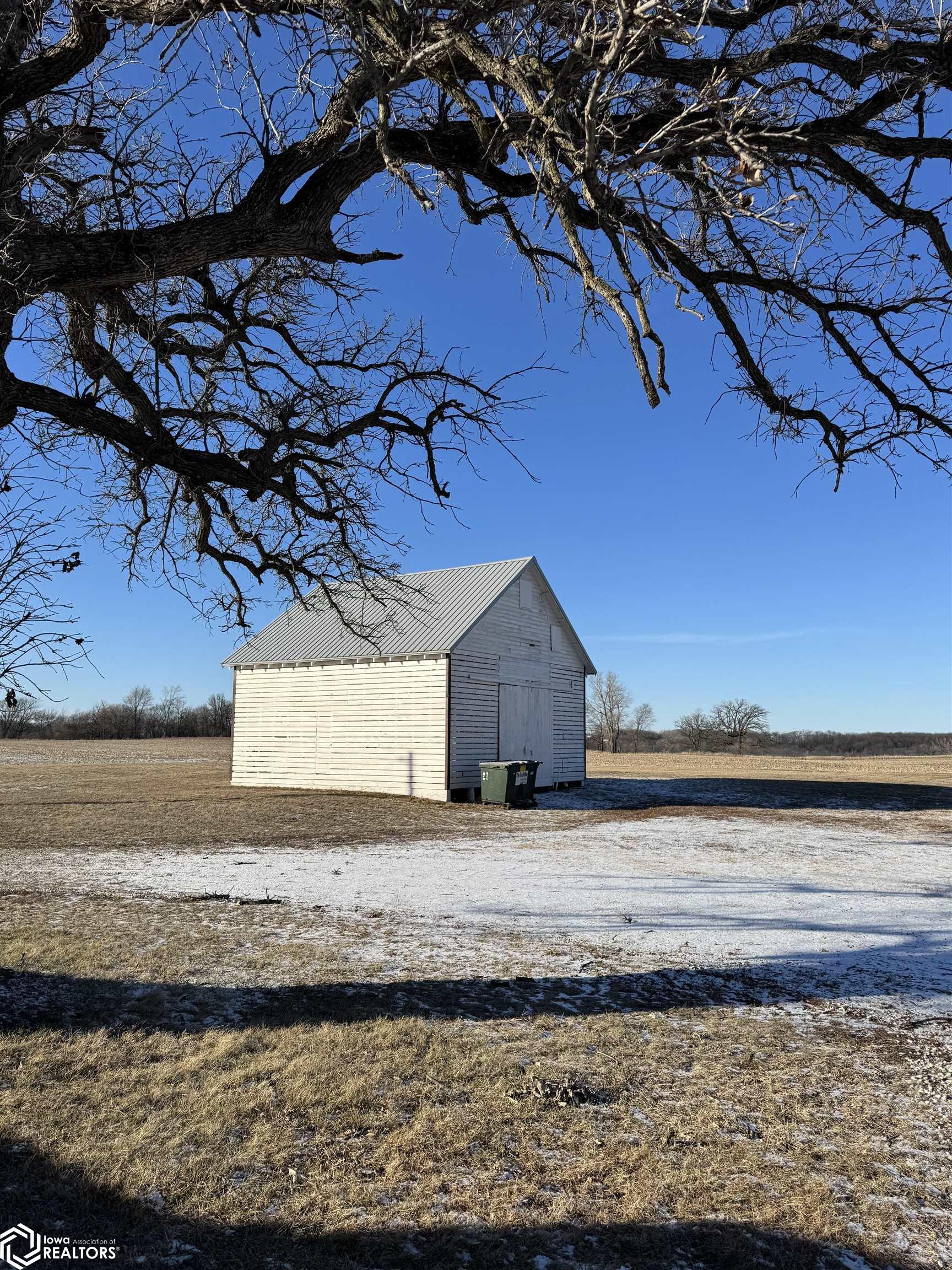 2550 Inkpaduta Avenue, Webster City, Iowa image 3