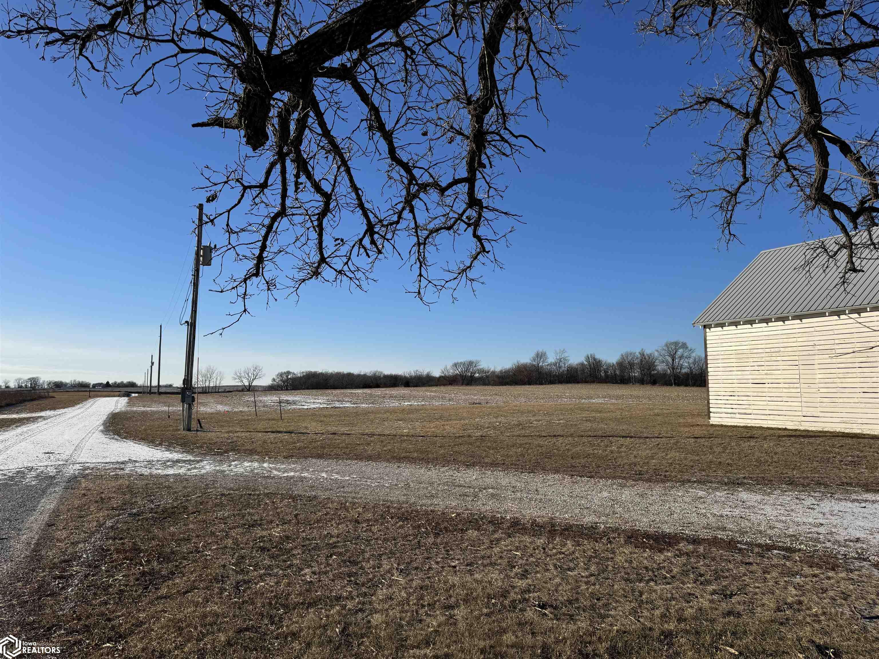 2550 Inkpaduta Avenue, Webster City, Iowa image 4