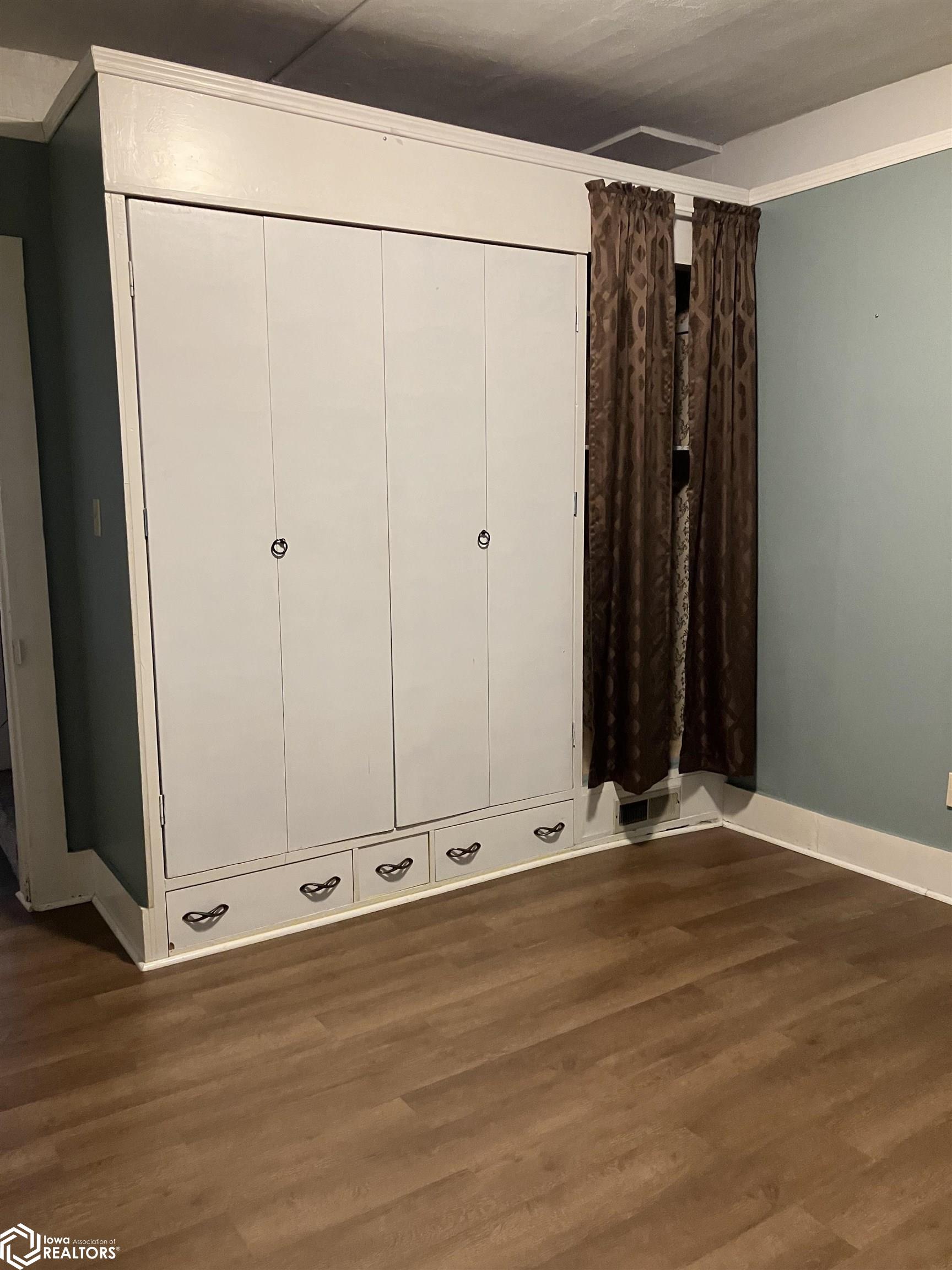 closet