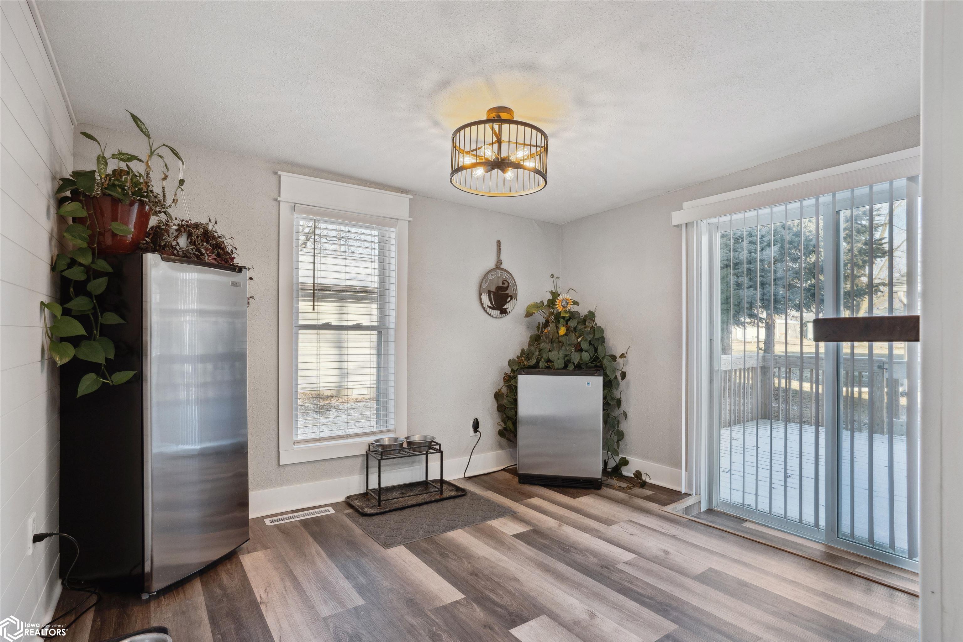 301 N Lafayette Street, Mount Pleasant, Iowa image 12