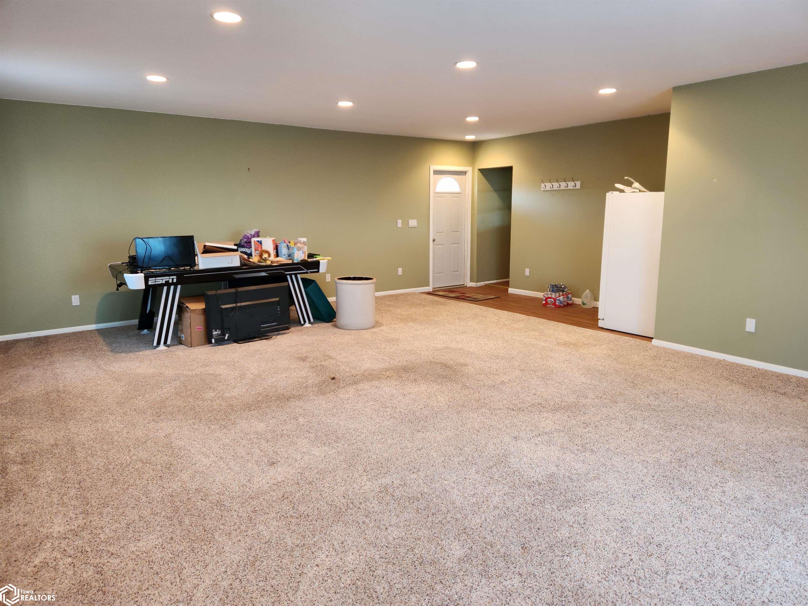 3298 C Avenue, Montour, Iowa image 4
