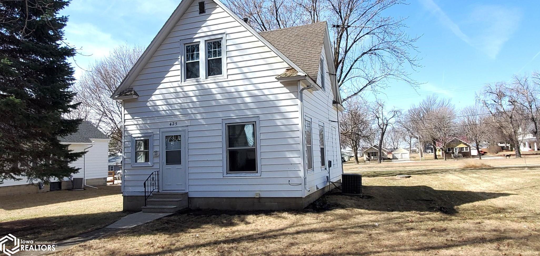 425 S Kiel Street, Holstein, Iowa image 1