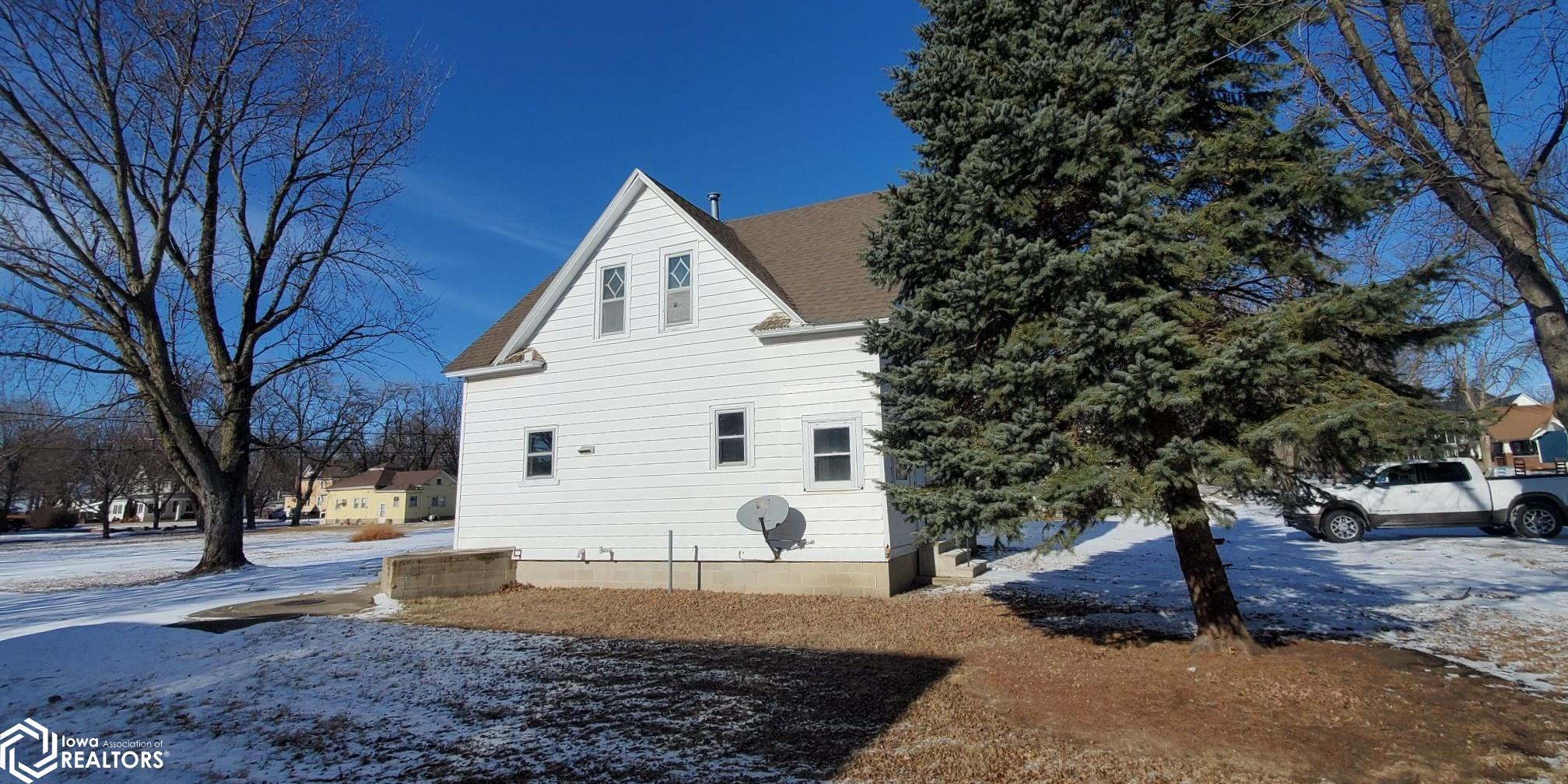 425 S Kiel Street, Holstein, Iowa image 17
