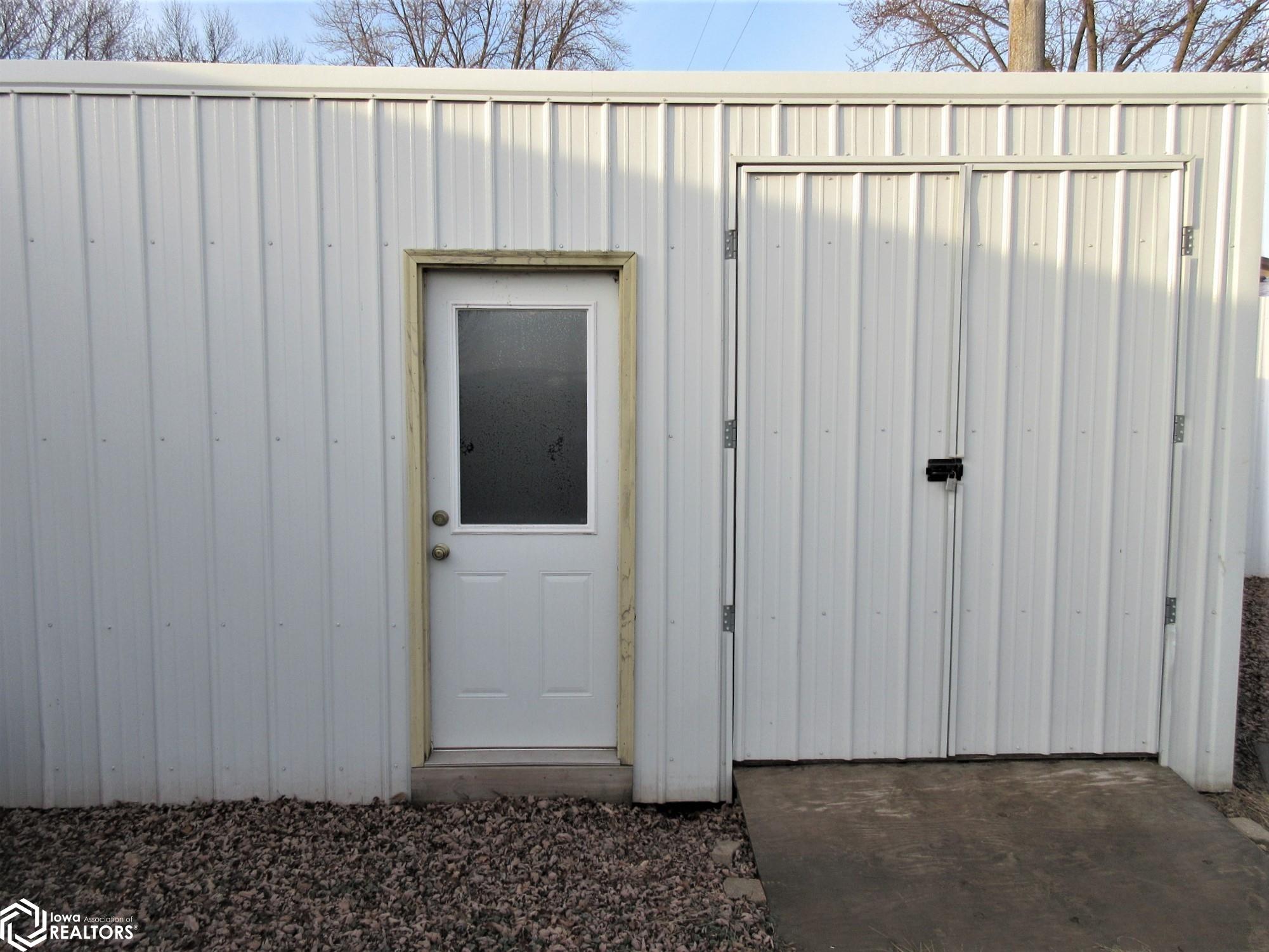 33585 Schany Drive, Ruthven, Iowa image 4