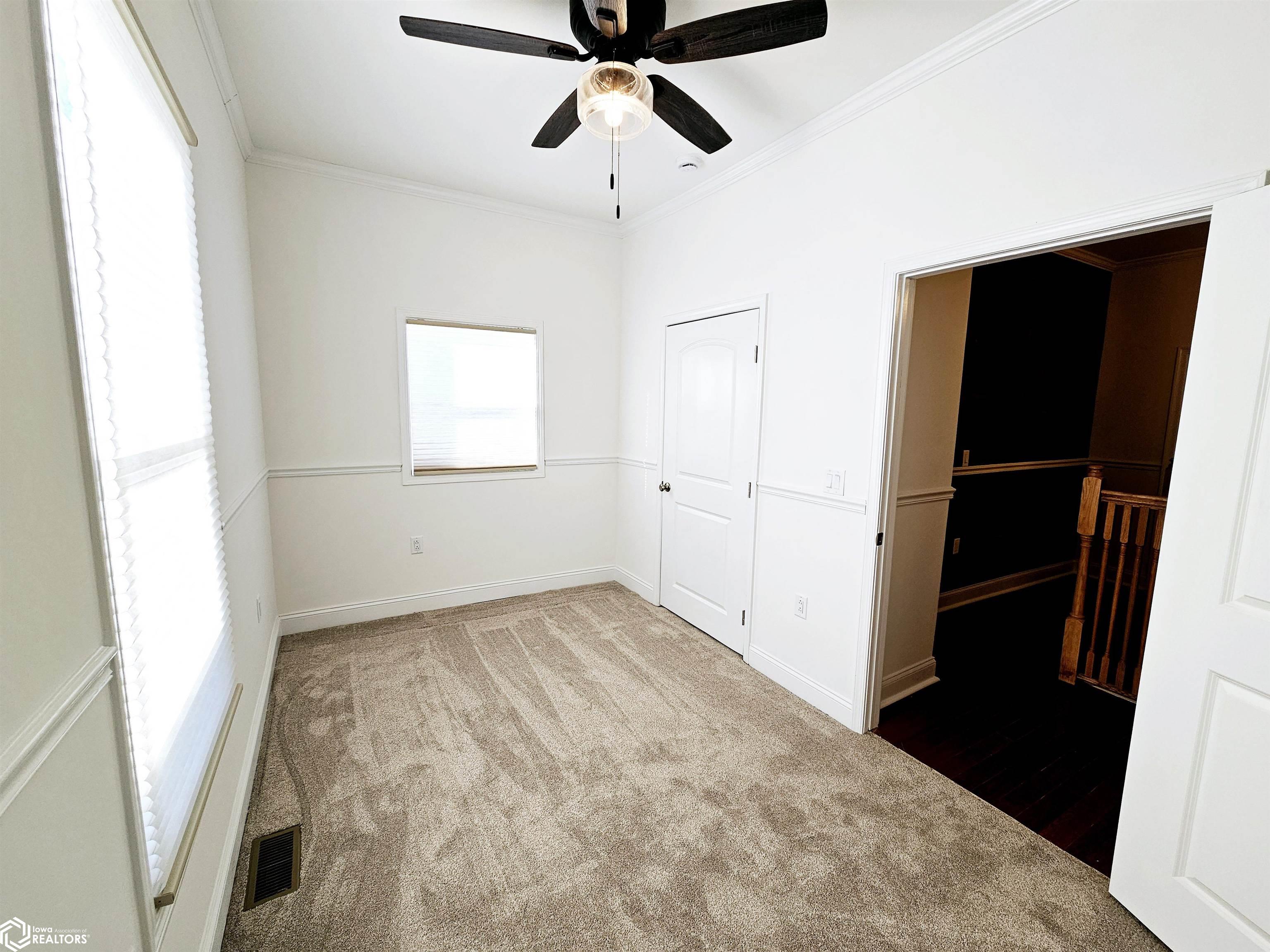 1207 N 9th Street, Burlington, Iowa image 13