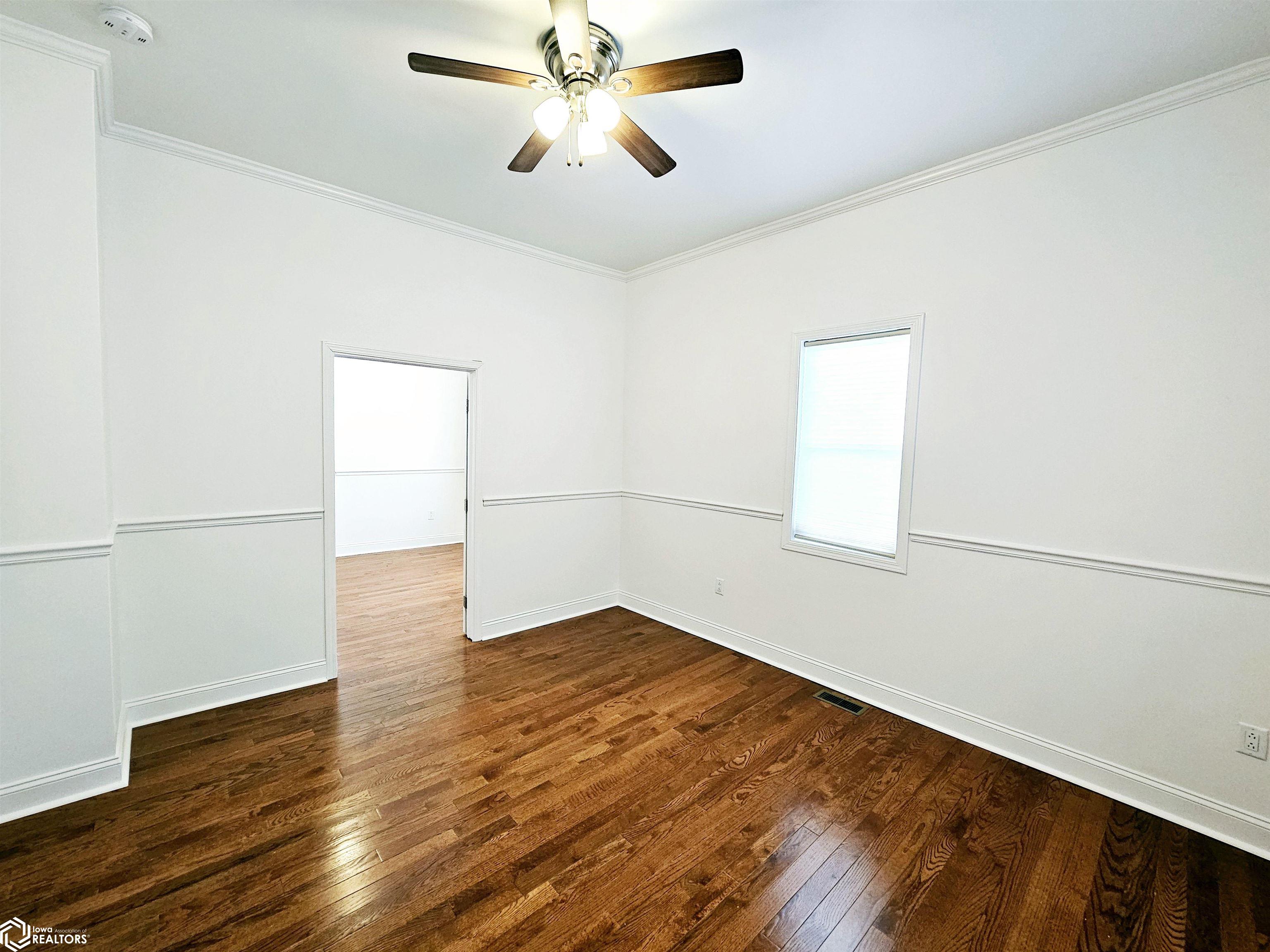 1207 N 9th Street, Burlington, Iowa image 7