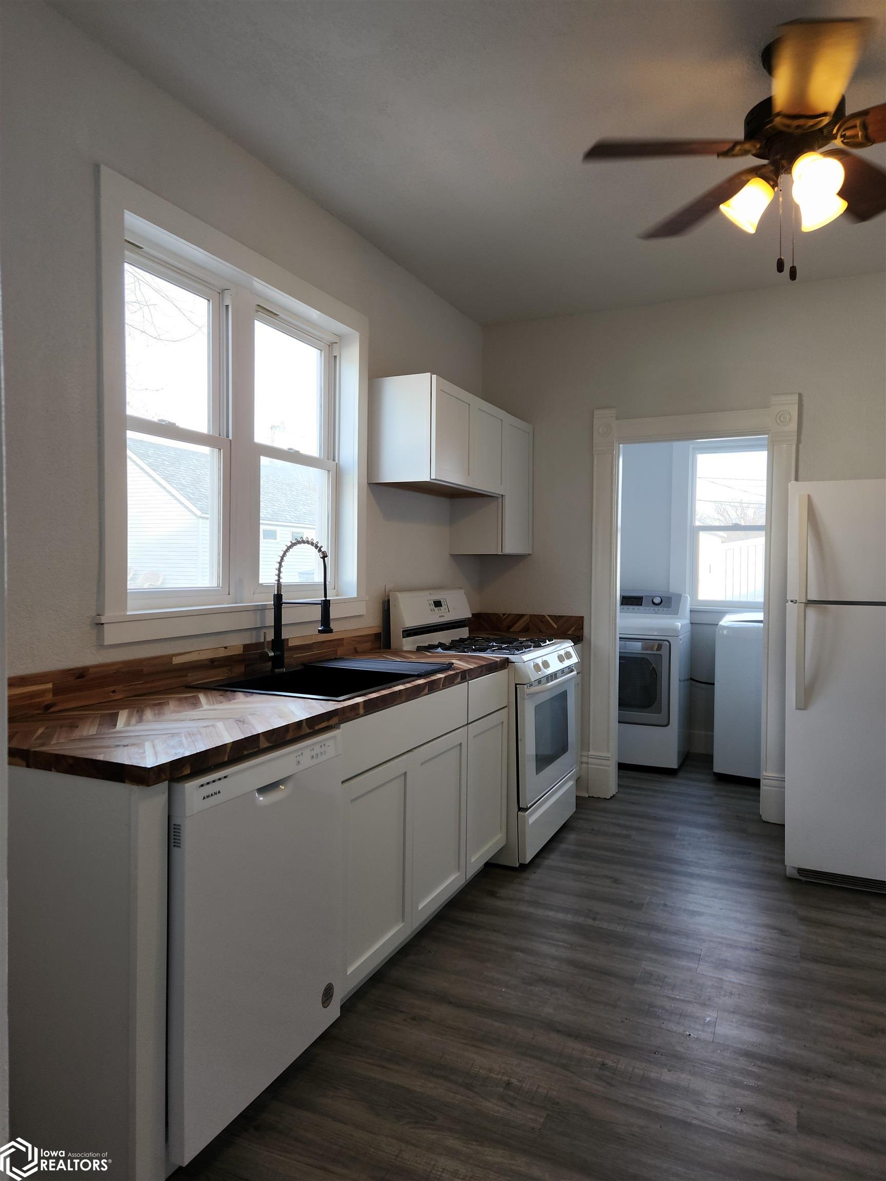 510 Spring Street, Grinnell, Iowa image 14