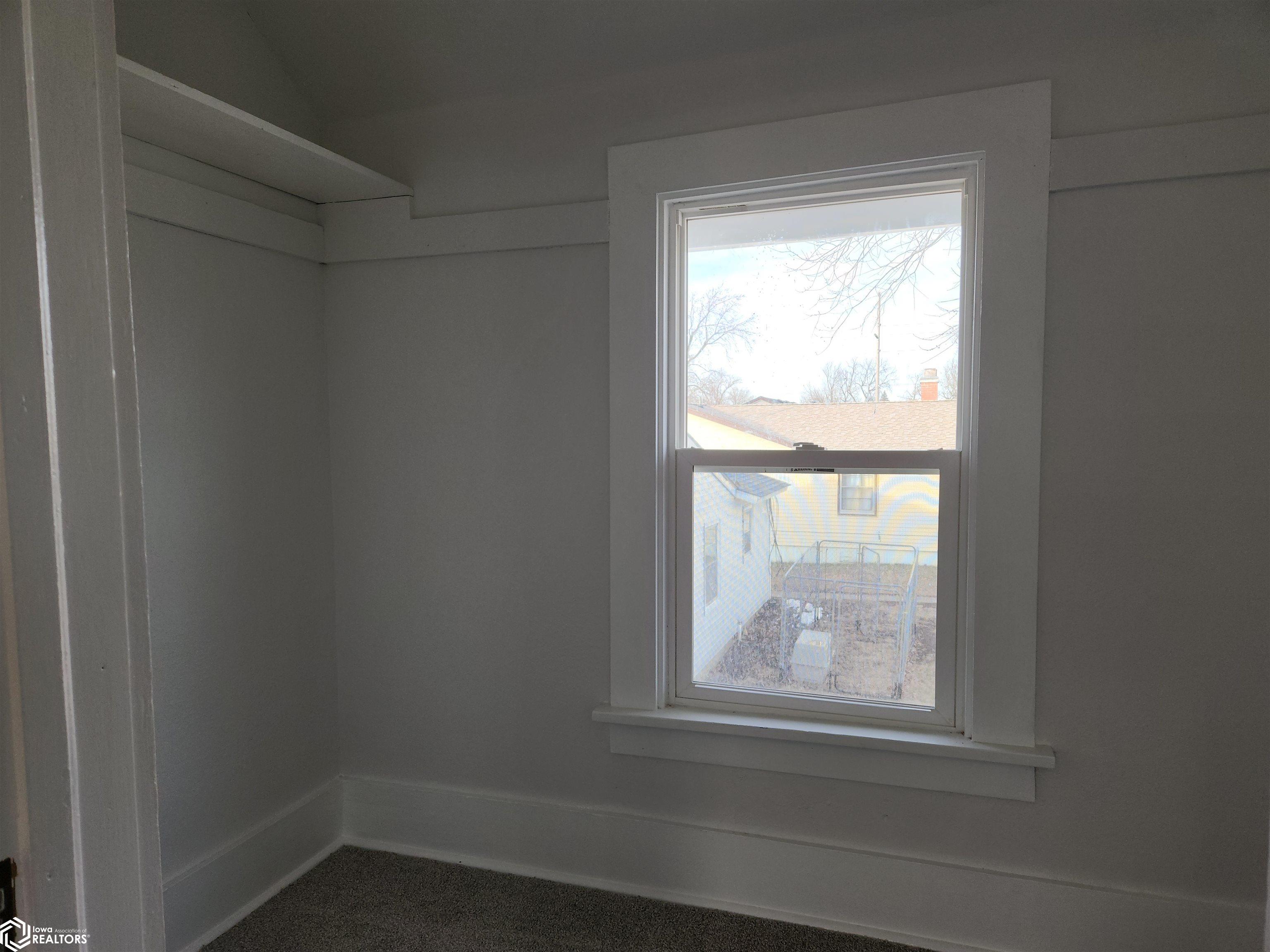 510 Spring Street, Grinnell, Iowa image 30