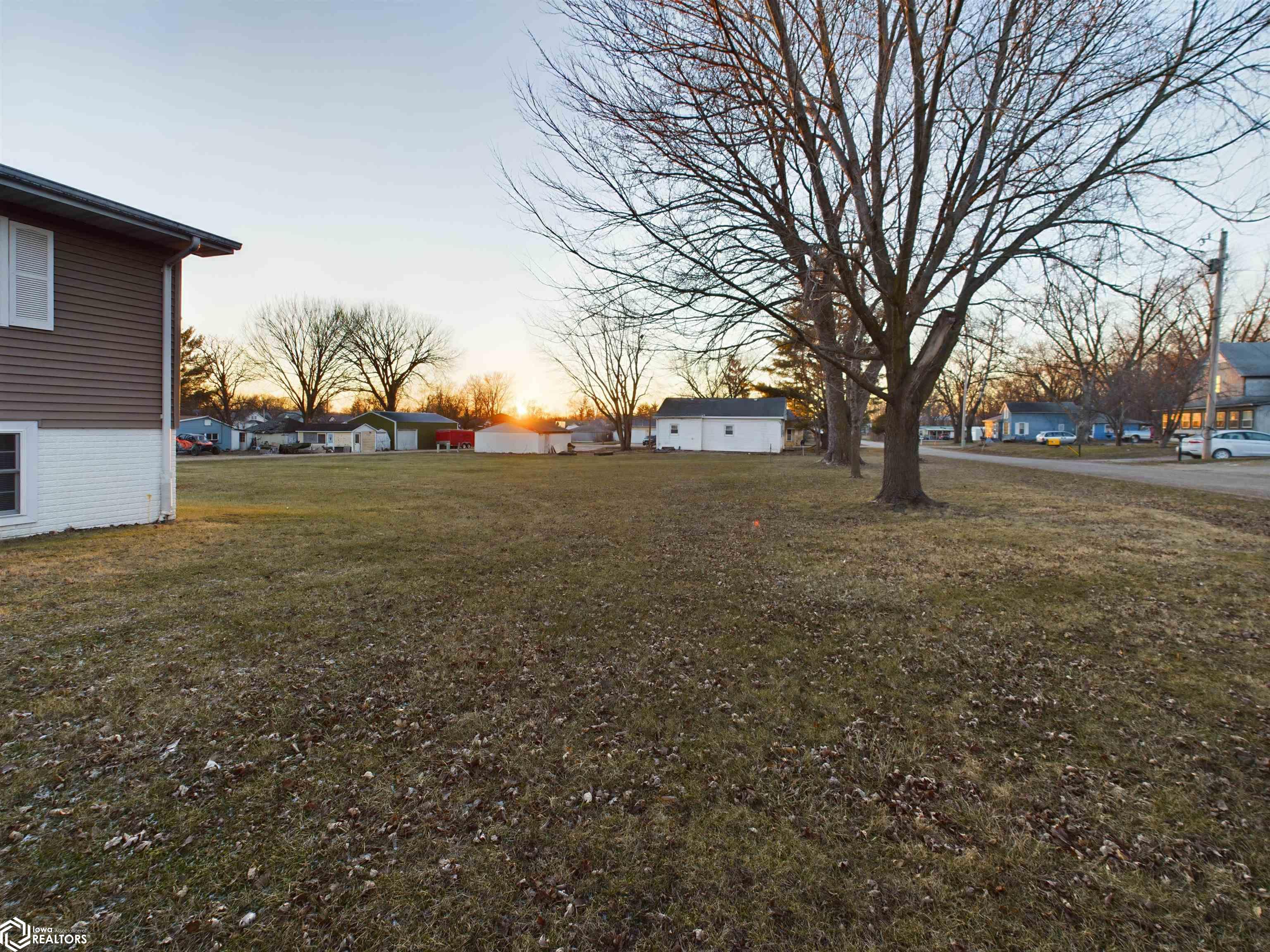 206 Selma Street, Eldon, Iowa image 6
