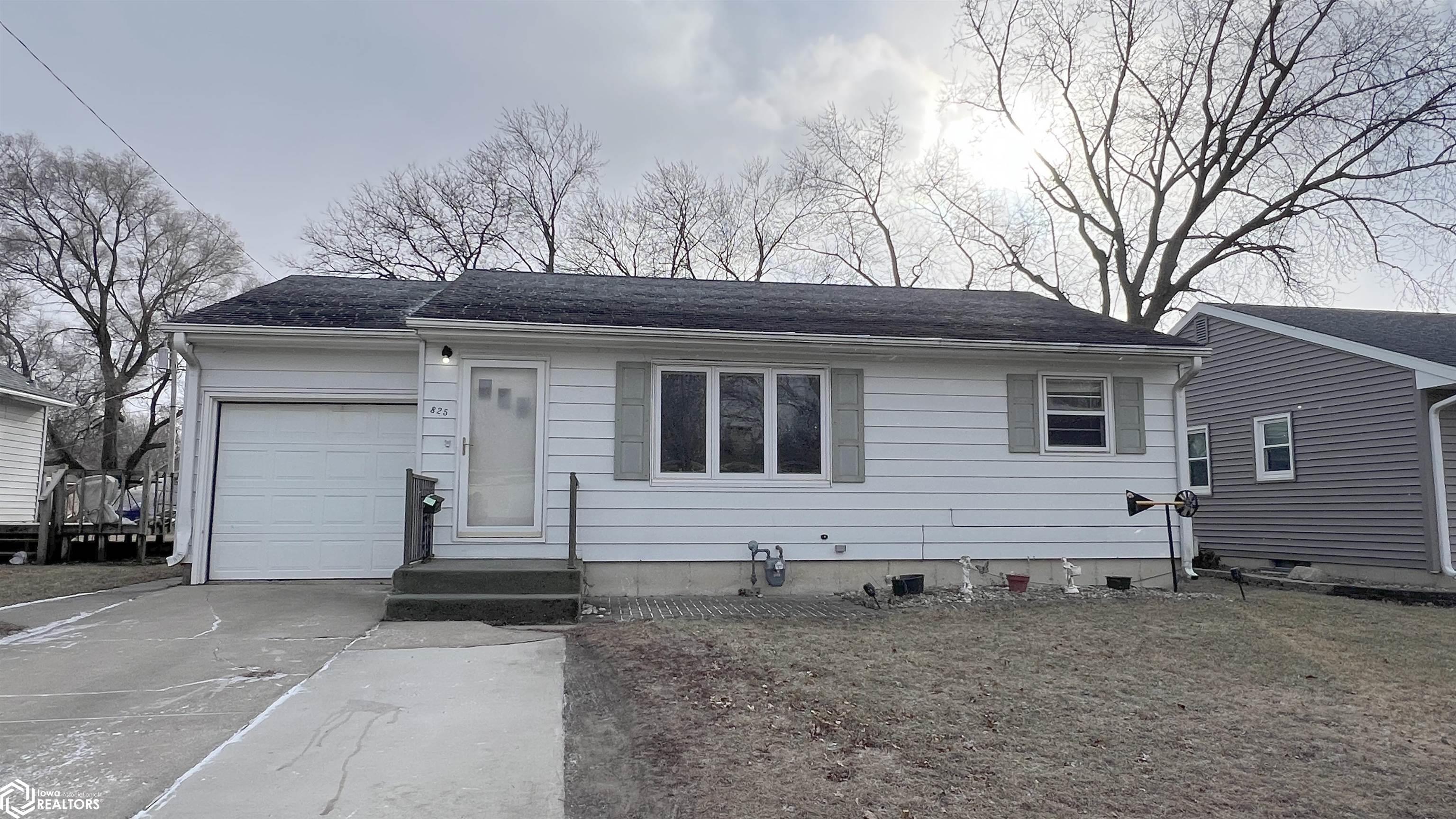 825 7th Street, Mason City, Iowa image 2
