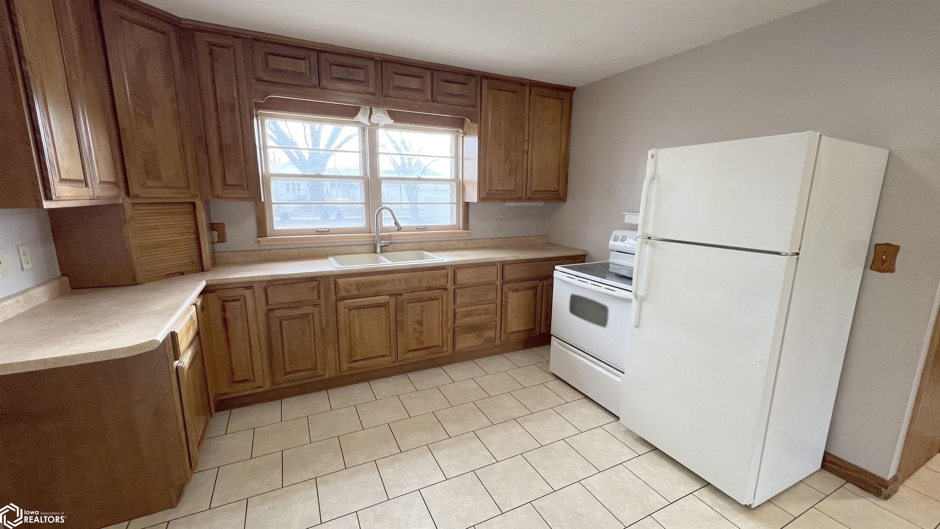 825 7th Street, Mason City, Iowa image 6