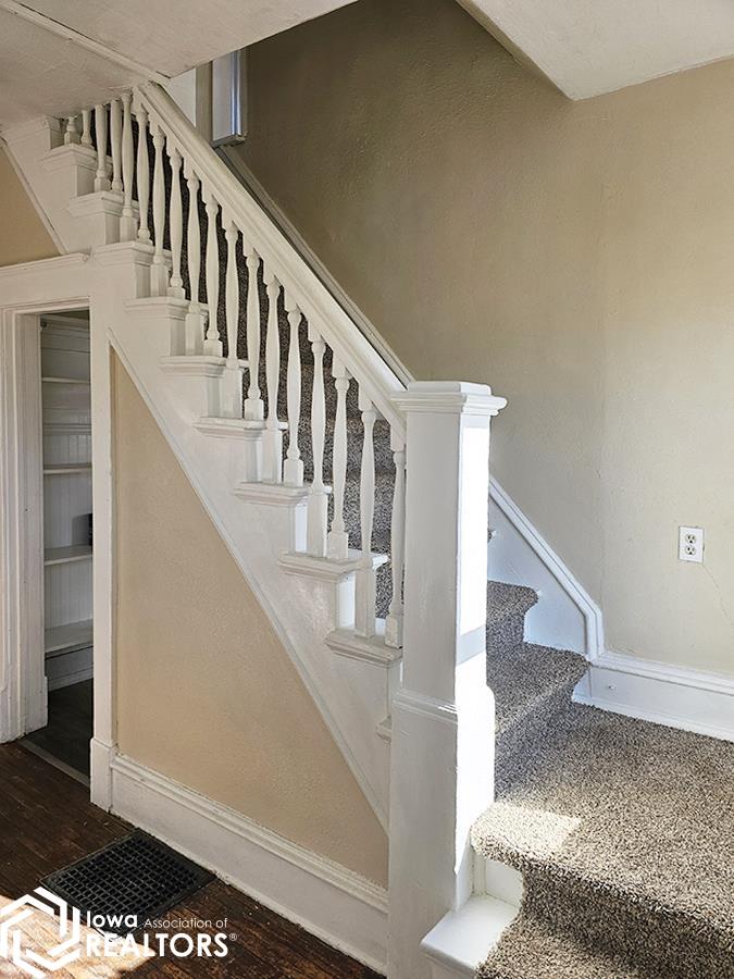 406 N Weller Street, Ottumwa, Iowa image 13