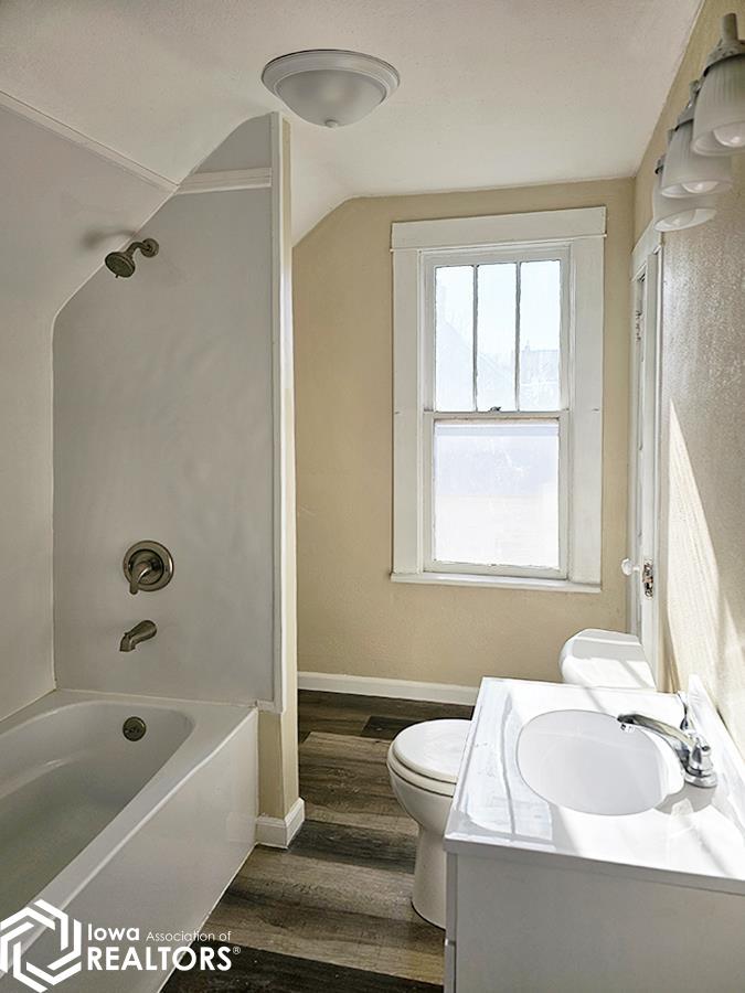 406 N Weller Street, Ottumwa, Iowa image 15