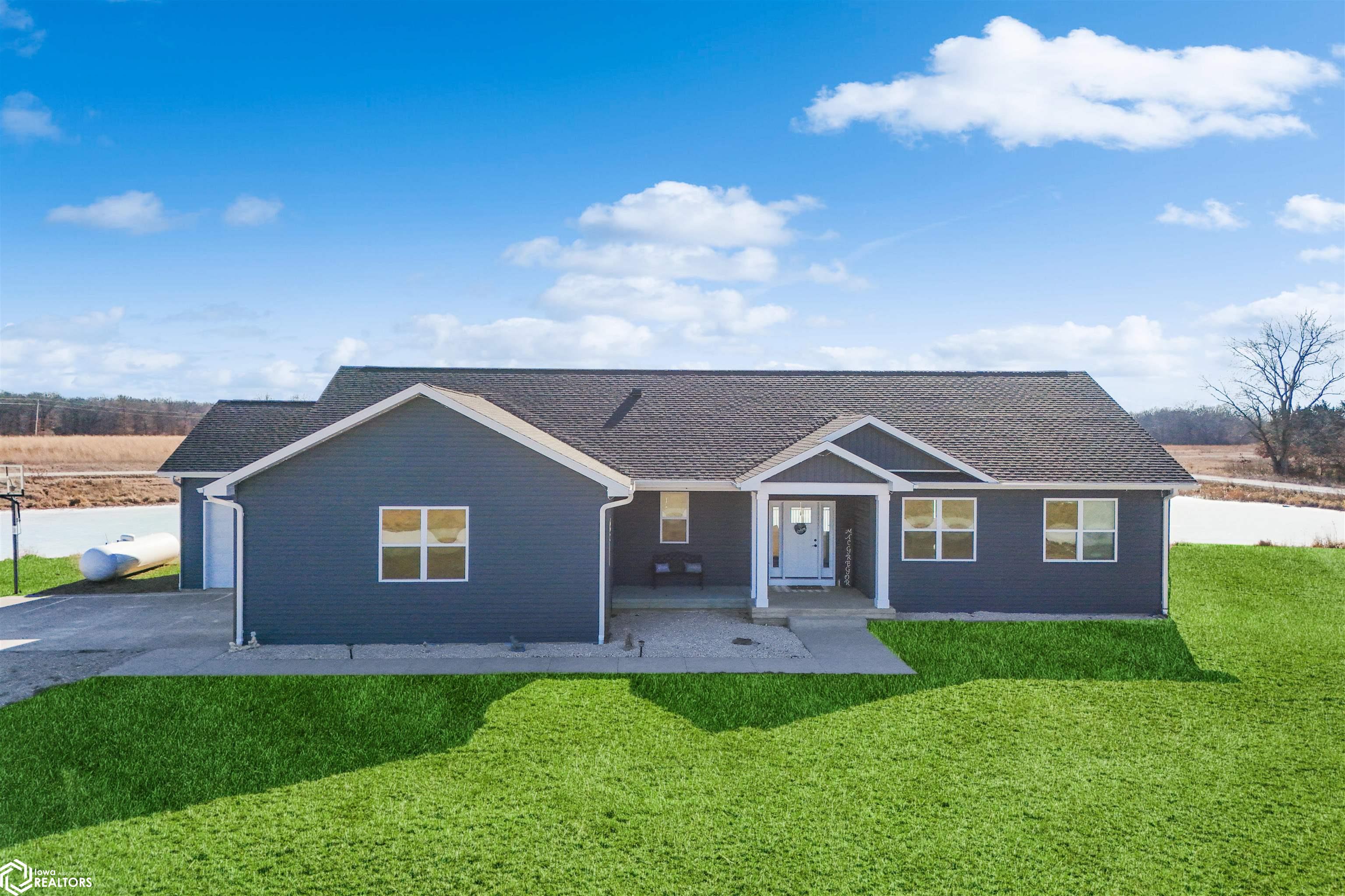 2787 Deer Valley Lane, Danville, Iowa image 38