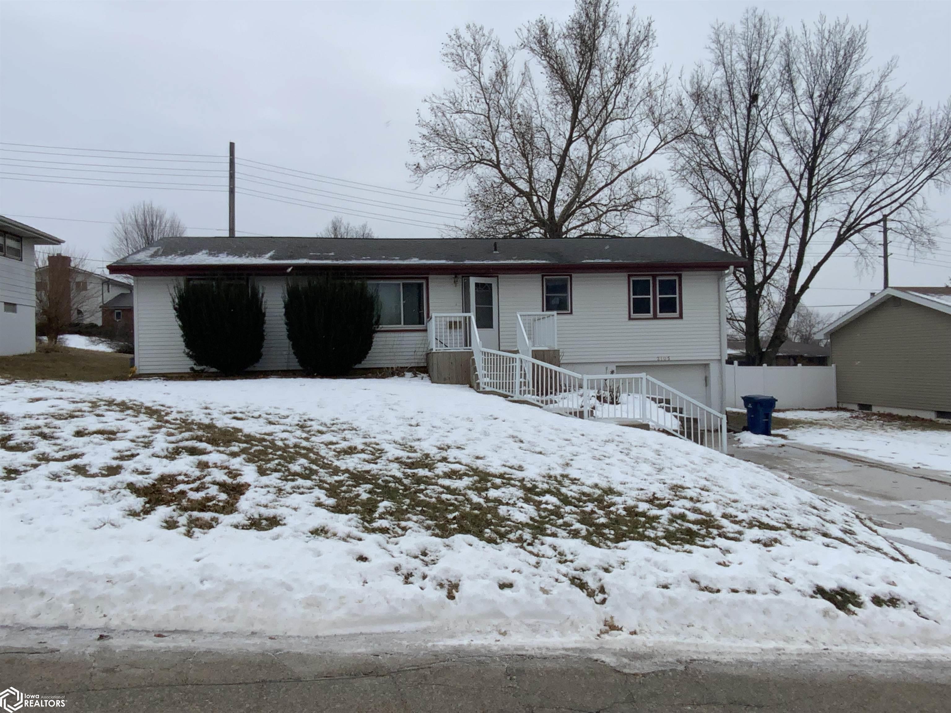 2105 Ridgeway Drive, Denison, Iowa image 1