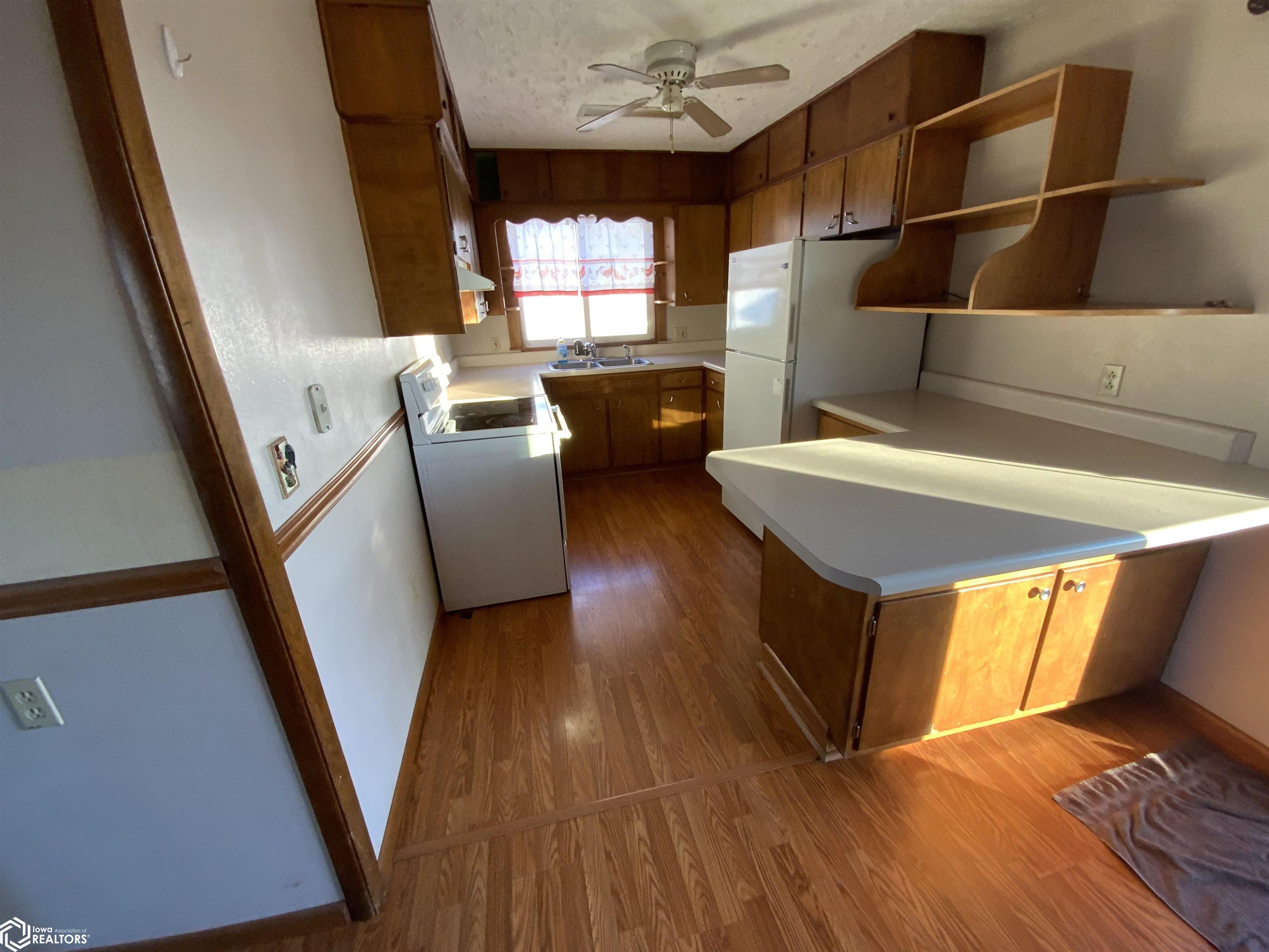 2105 Ridgeway Drive, Denison, Iowa image 12