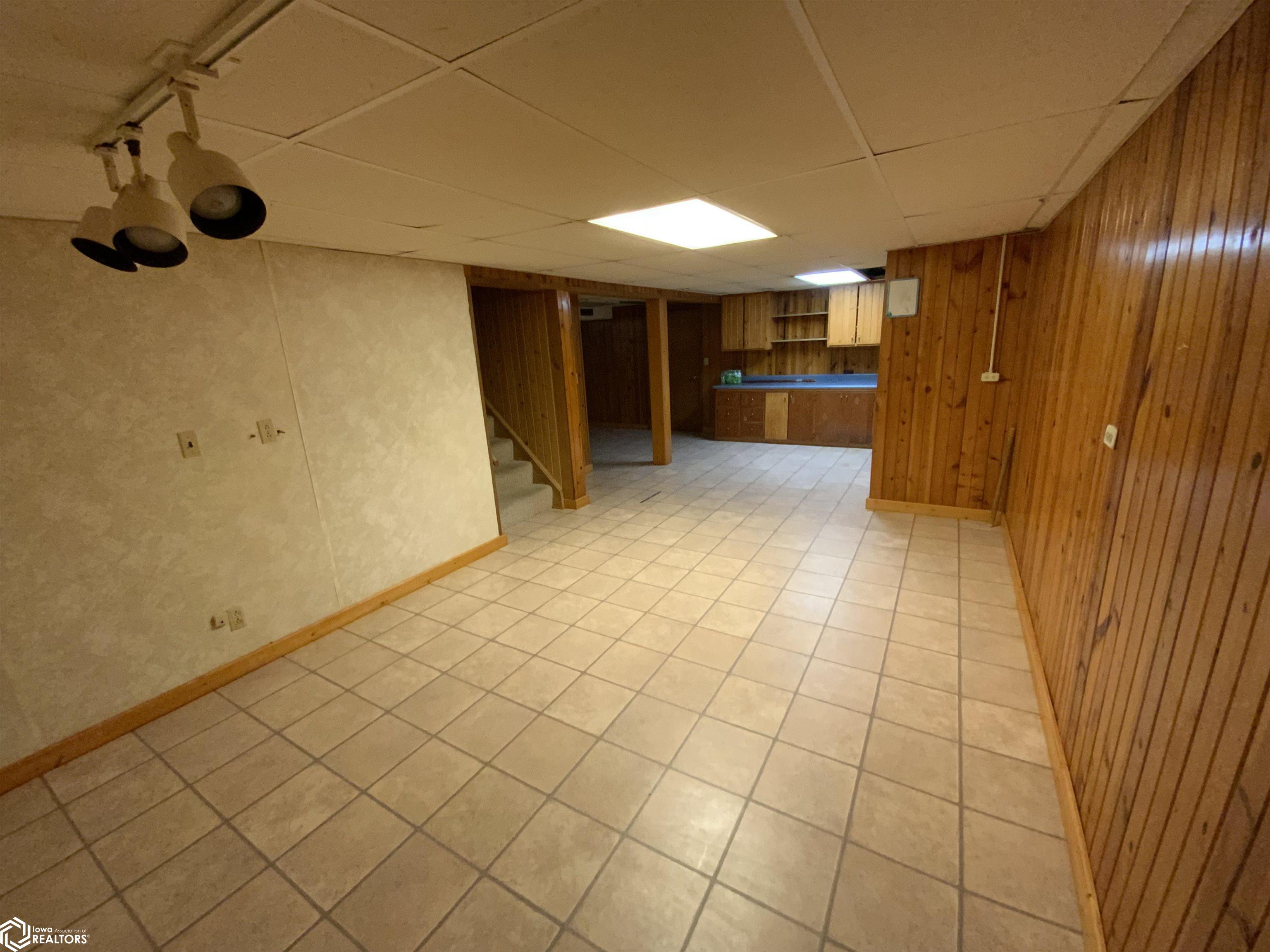 2105 Ridgeway Drive, Denison, Iowa image 22