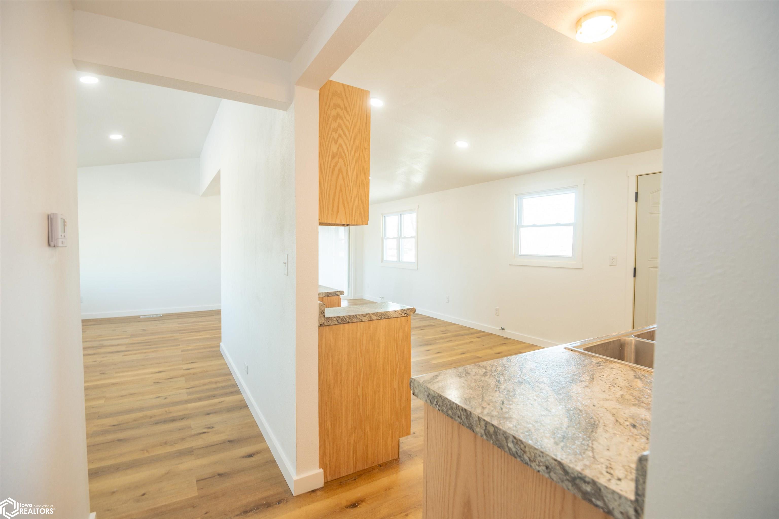203 1st Street, Batavia, Iowa image 20