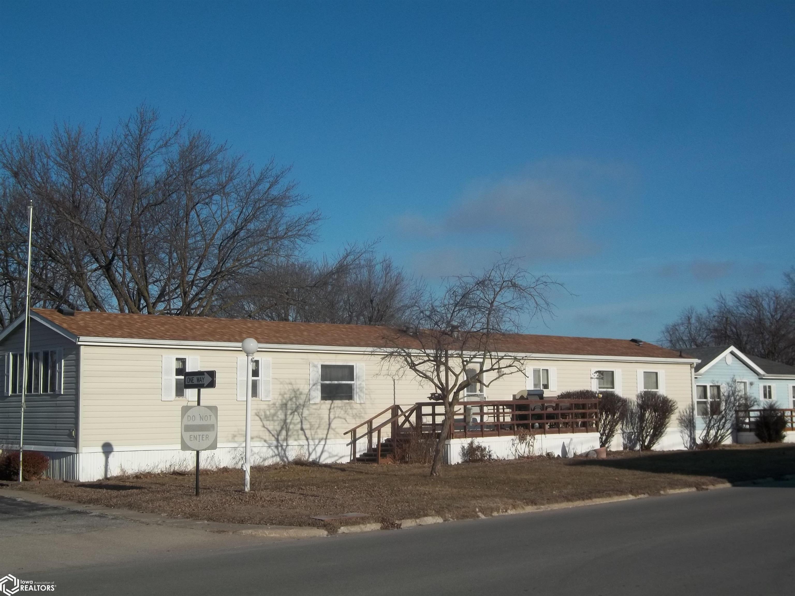 846 Quiet Harbor, Creston, Iowa image 4