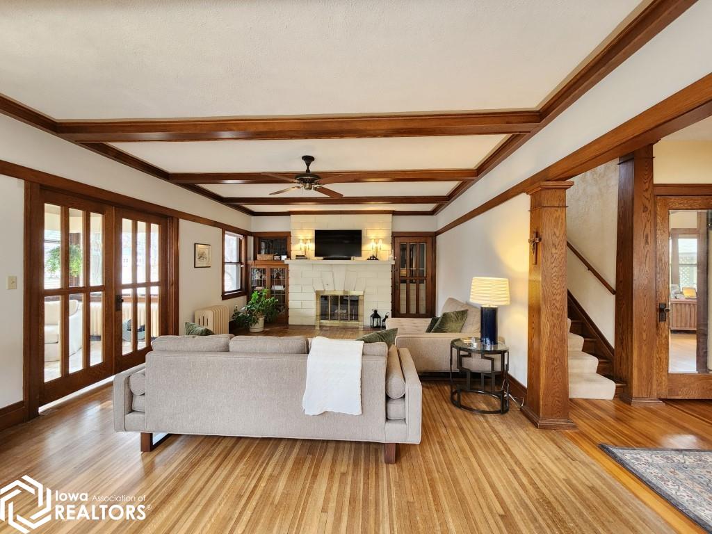 104 River Heights Drive, Mason City, Iowa image 2