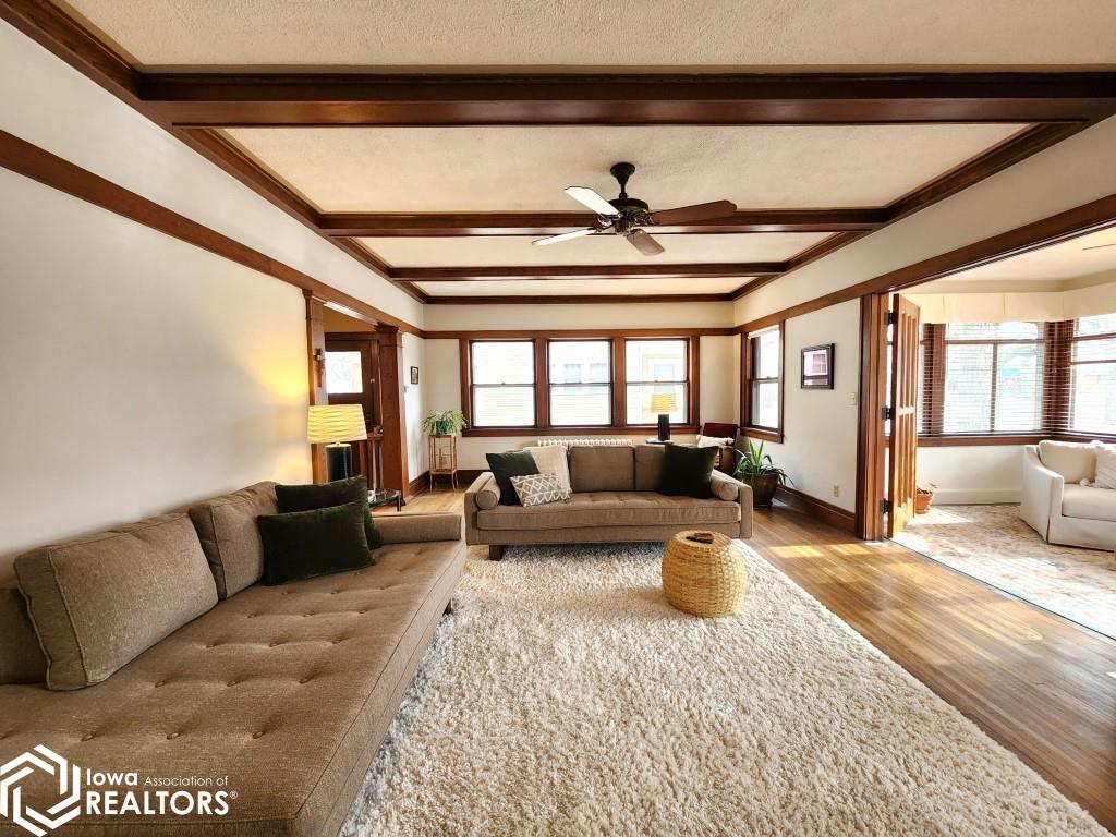 104 River Heights Drive, Mason City, Iowa image 4
