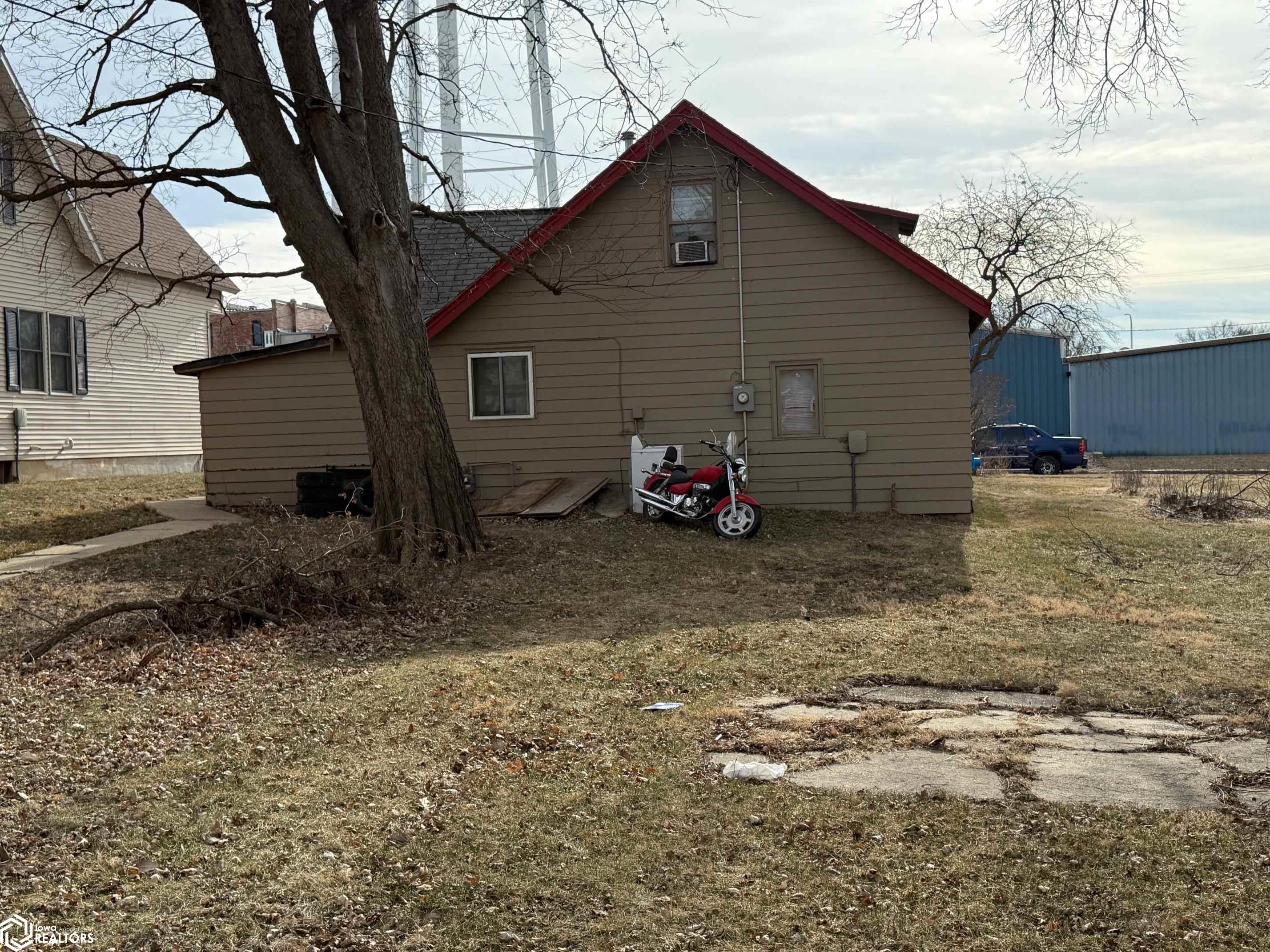 405 2nd Street, Griswold, Iowa image 3