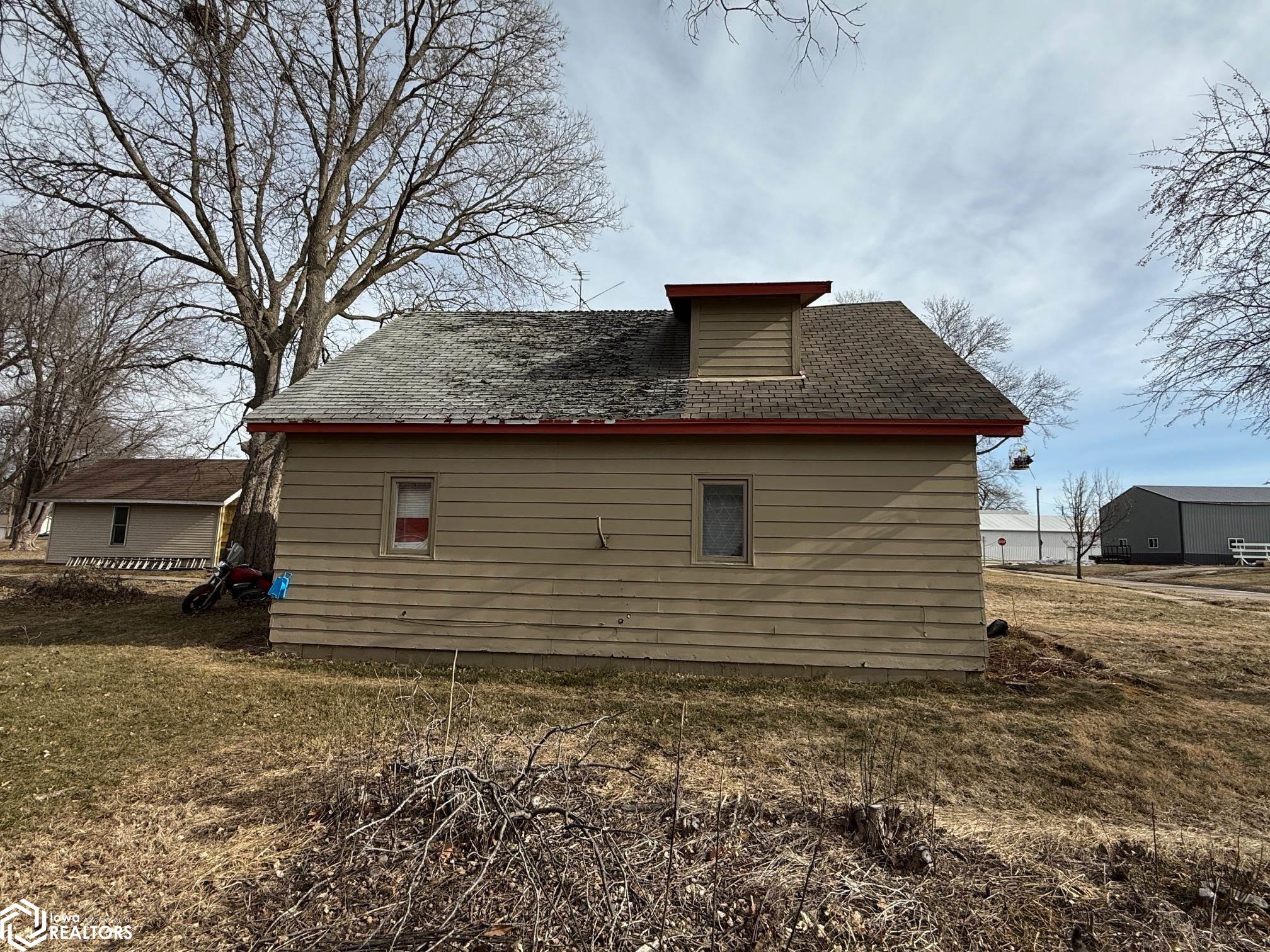 405 2nd Street, Griswold, Iowa image 5