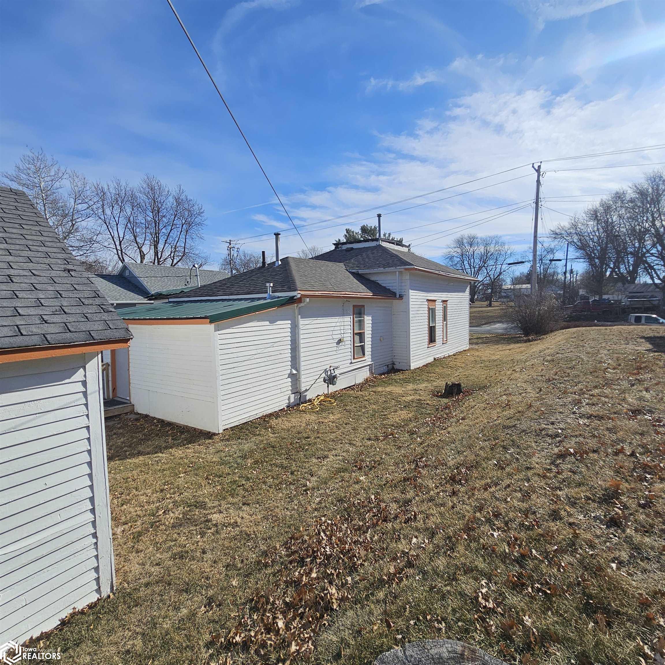 805 W Howard Street, Creston, Iowa image 3