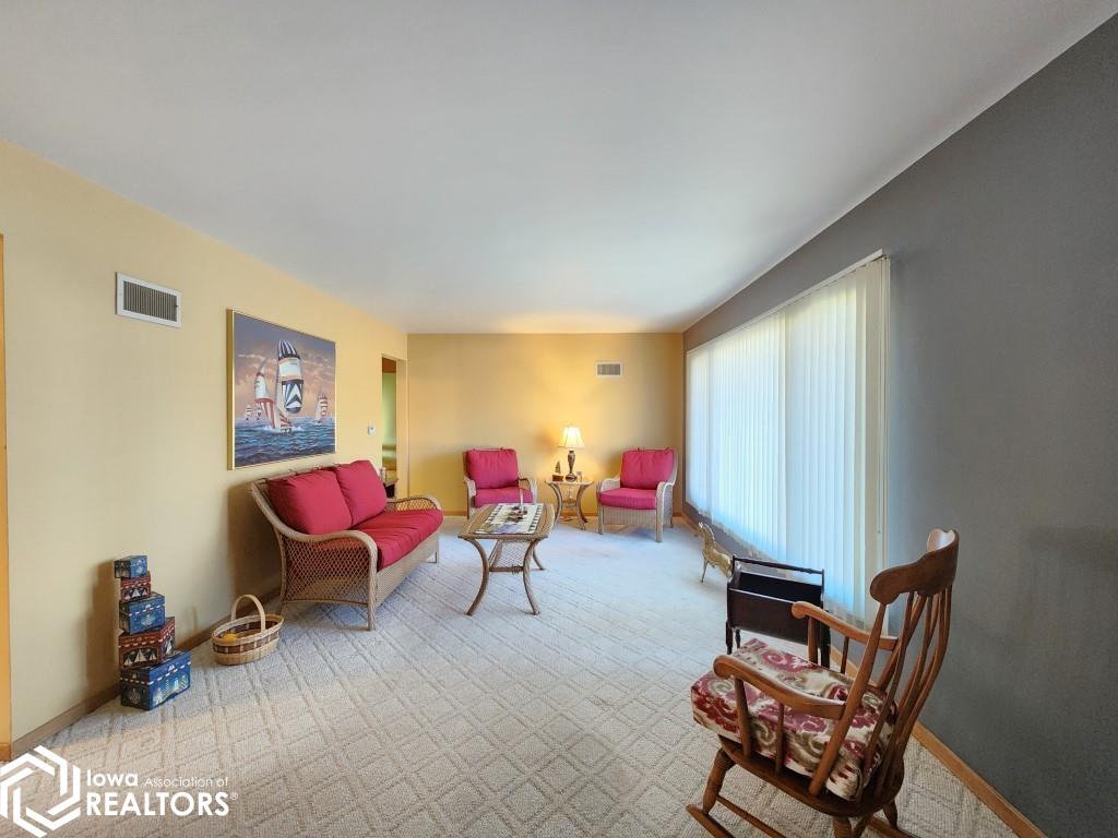 519 17th Street, Clear Lake, Iowa image 3