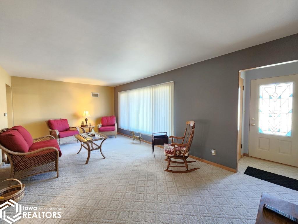 519 17th Street, Clear Lake, Iowa image 4