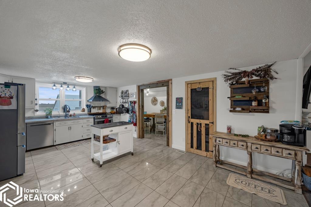 2852 200th Street, Blairsburg, Iowa image 4